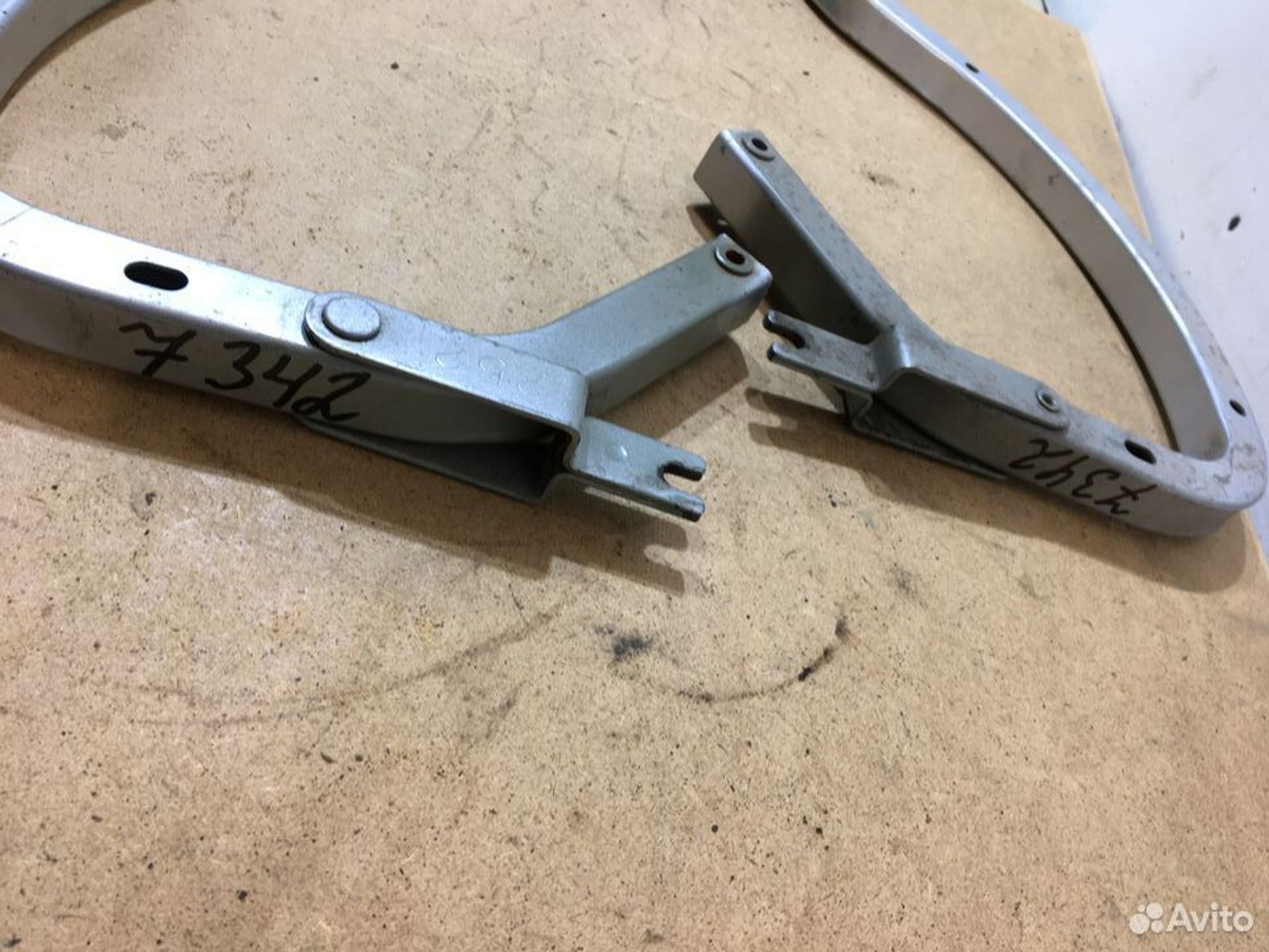 Петли двери багажника Toyota Corolla E150, 2500 рублей, Уфа