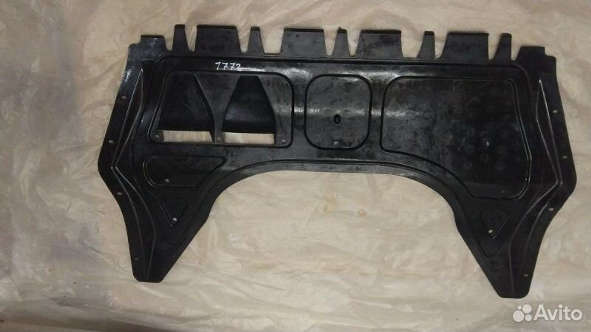 Пыльник двигателя Volkswagen Jetta, 2500 рублей, Уфа