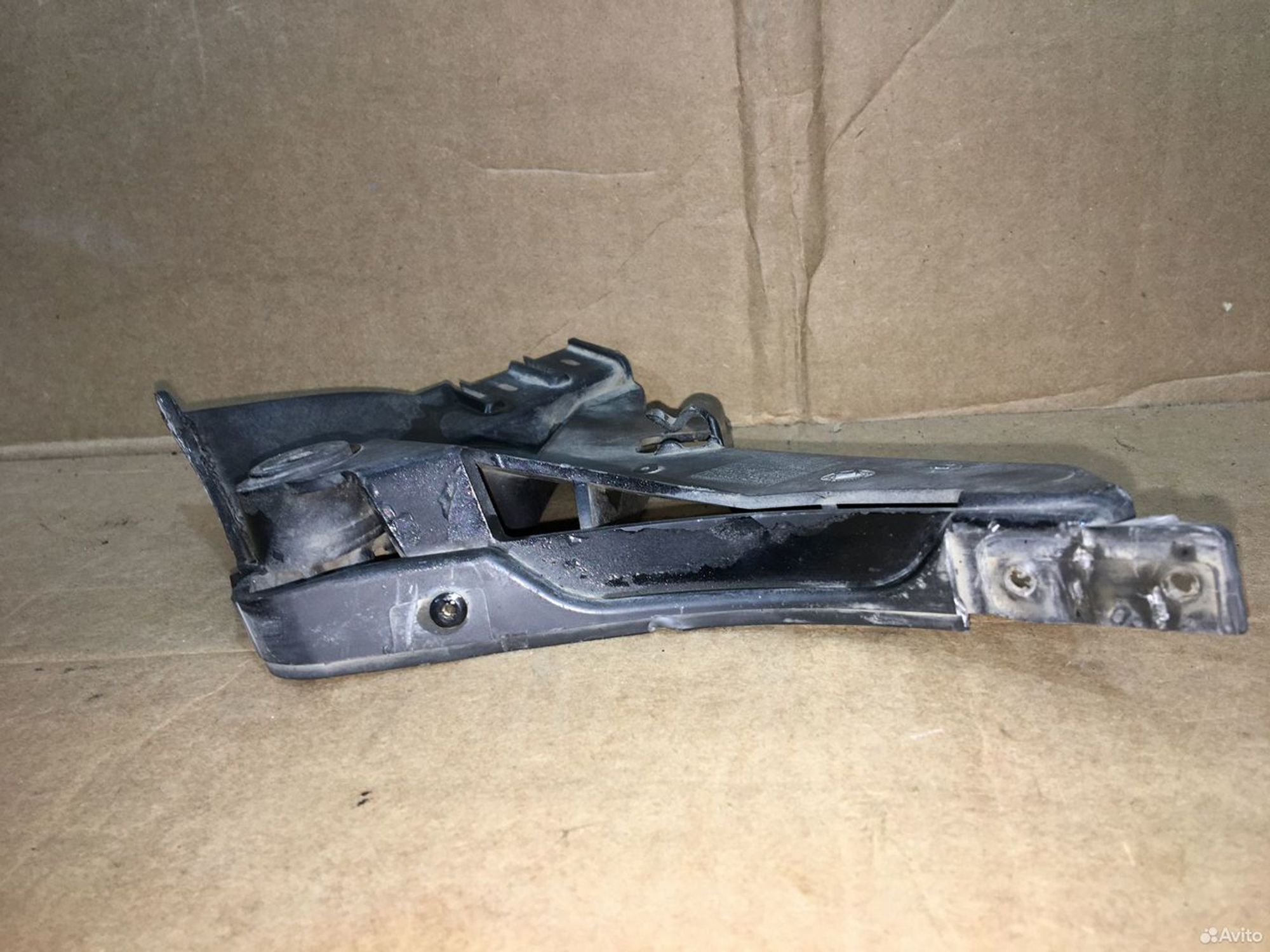 Кронштейн бампера заднего правый BMW 5 E60, 2000 рублей, Уфа