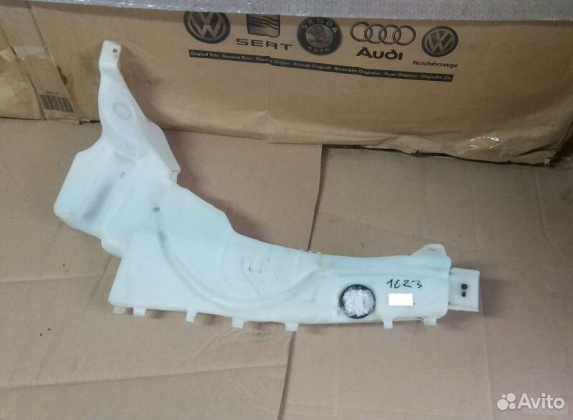 Бачок омывателя Ford Focus 2 4M5113K163AG, 1000 рублей, Уфа