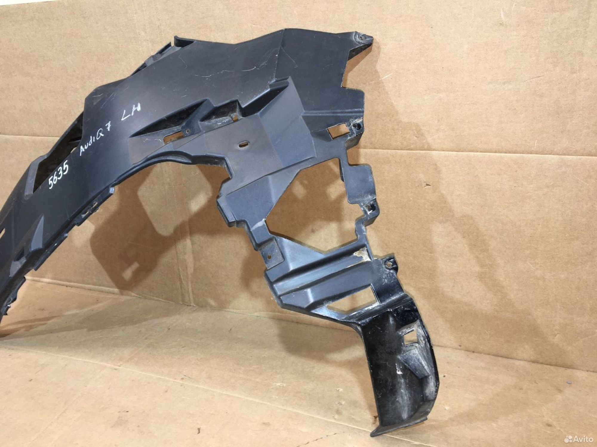 Кронштейн бампера передний левый Audi Q7, 2000 рублей, Уфа