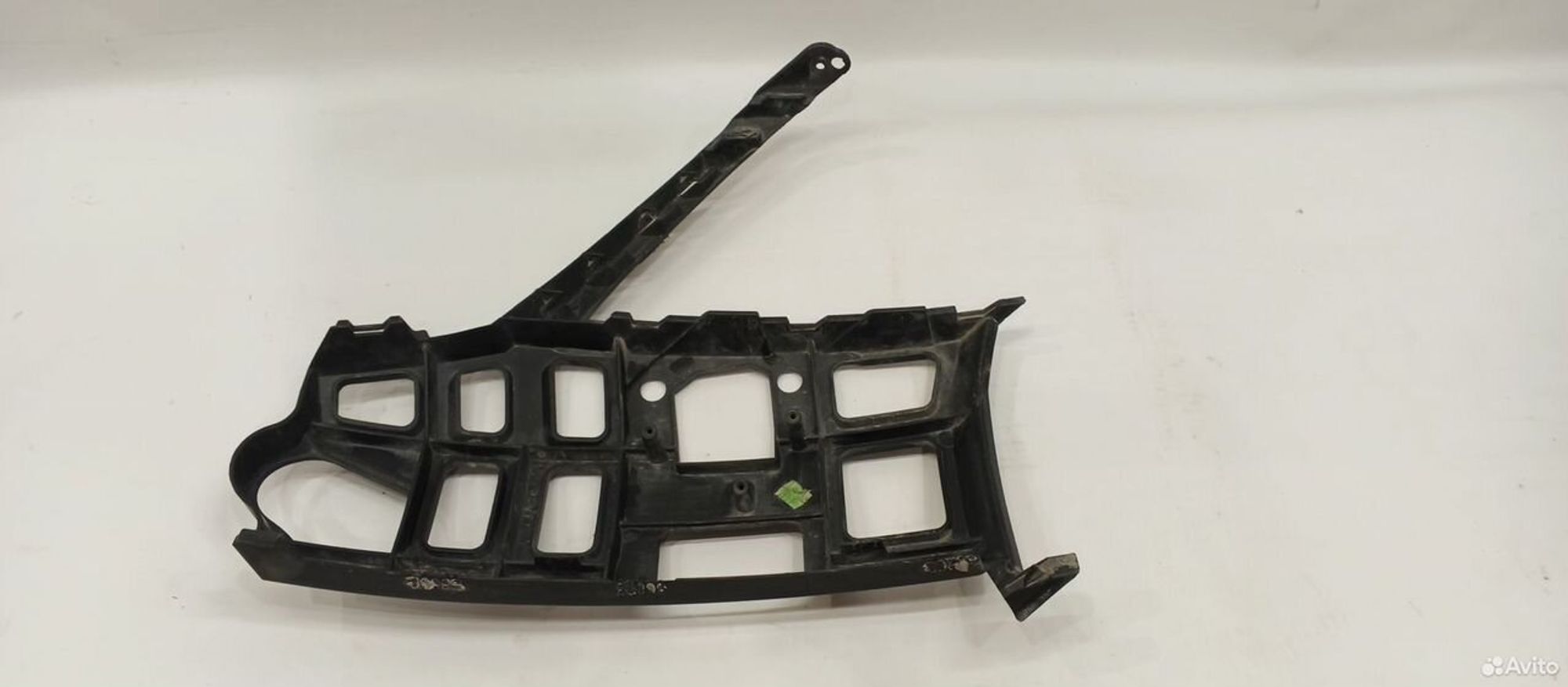 Кронштейн бампера передний правый Skoda Octavia A7, 1000 рублей, Уфа