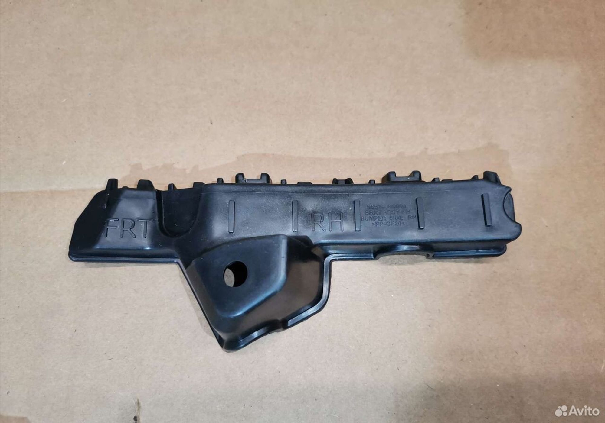 Кронштейн переднего бампера правая Хендай Солярис, 500 рублей, Уфа