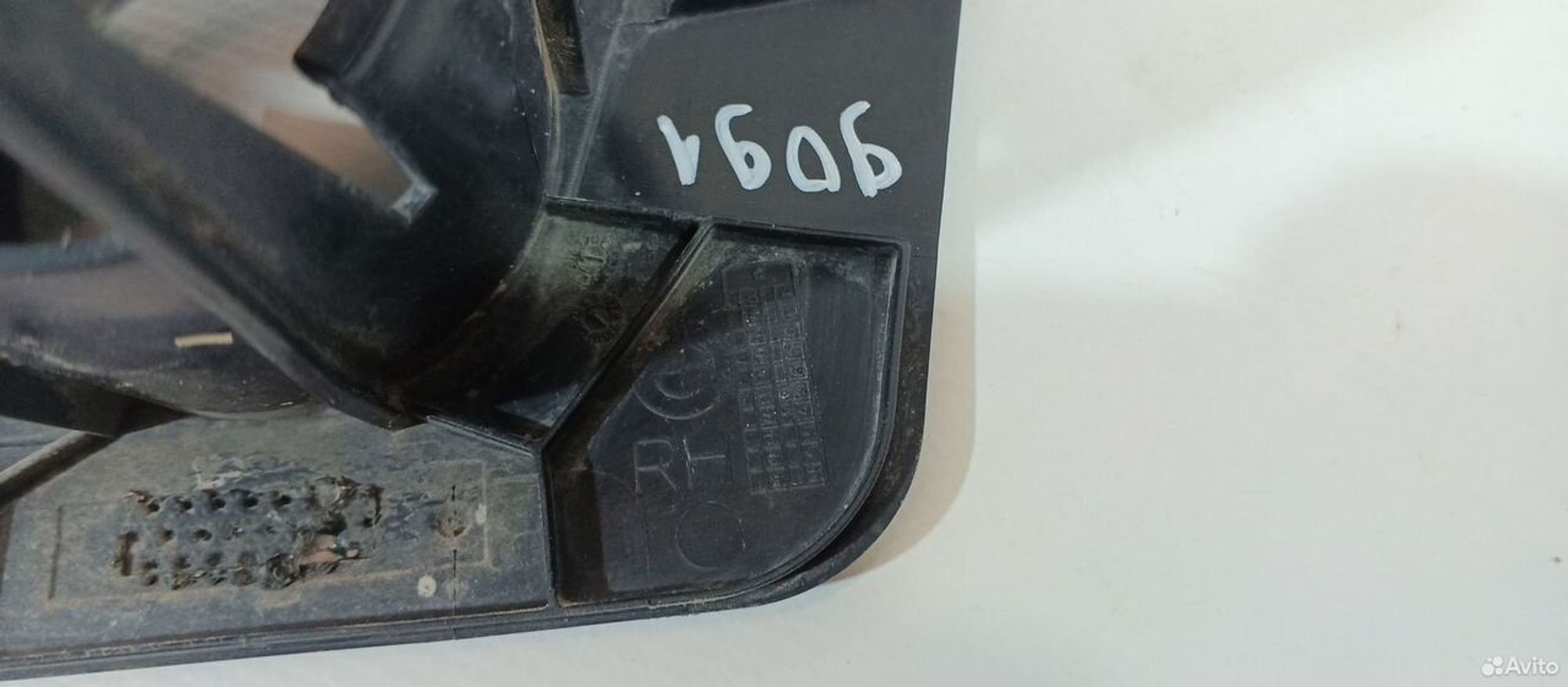 Кронштейн форсунки омывателя правый Bmw X5 F15, 1500 рублей, Уфа