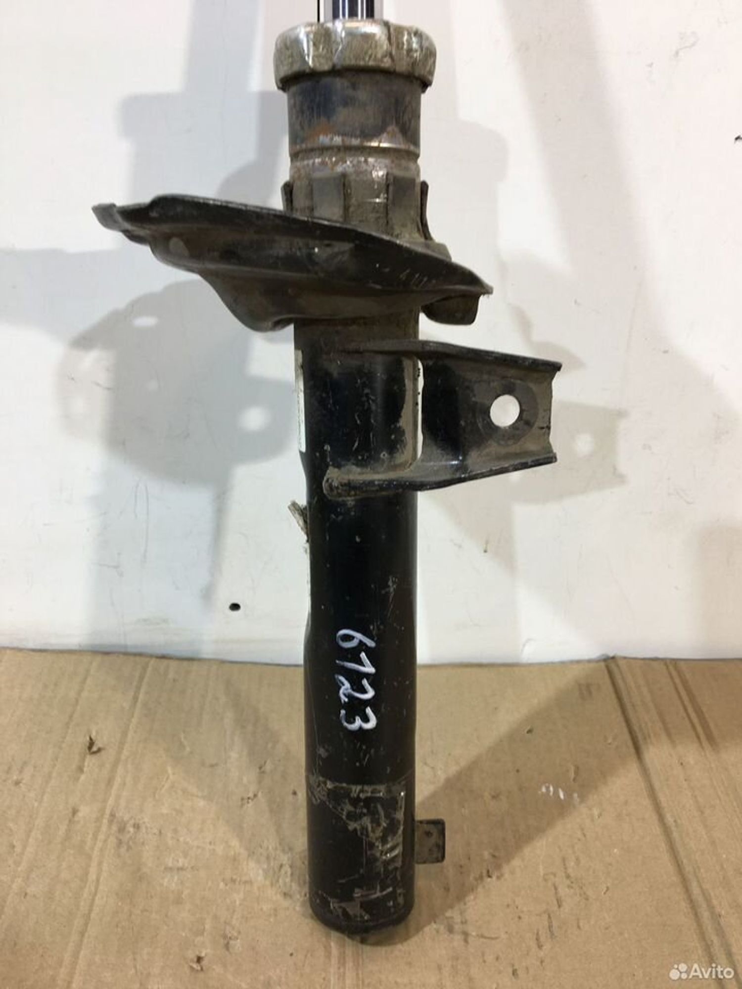 Амортизатор передний правый Skoda Octavia A7, 4000 рублей, Уфа