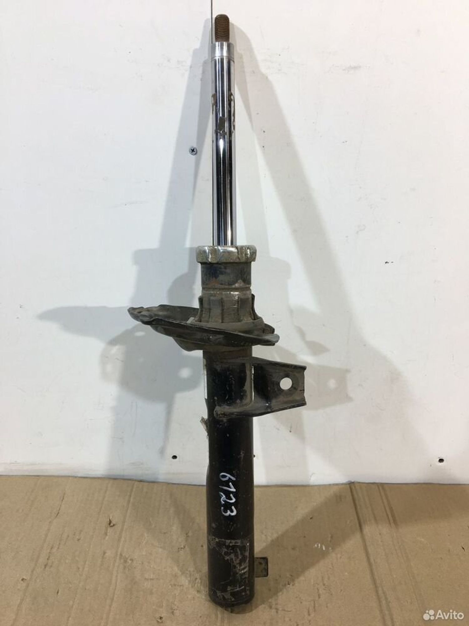 Амортизатор передний правый Skoda Octavia A7, 4000 рублей, Уфа