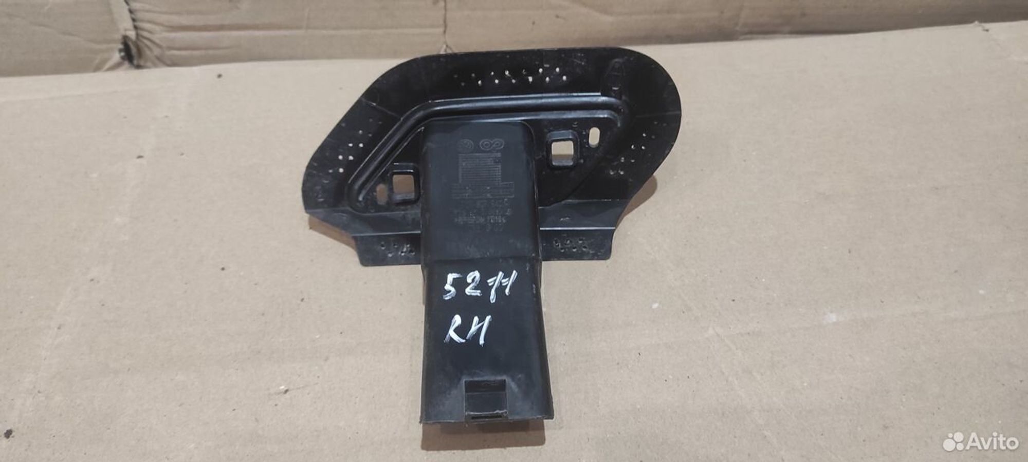 Кронштейн форсунки омывателя Volkswagen Touareg 18, 1500 рублей, Уфа