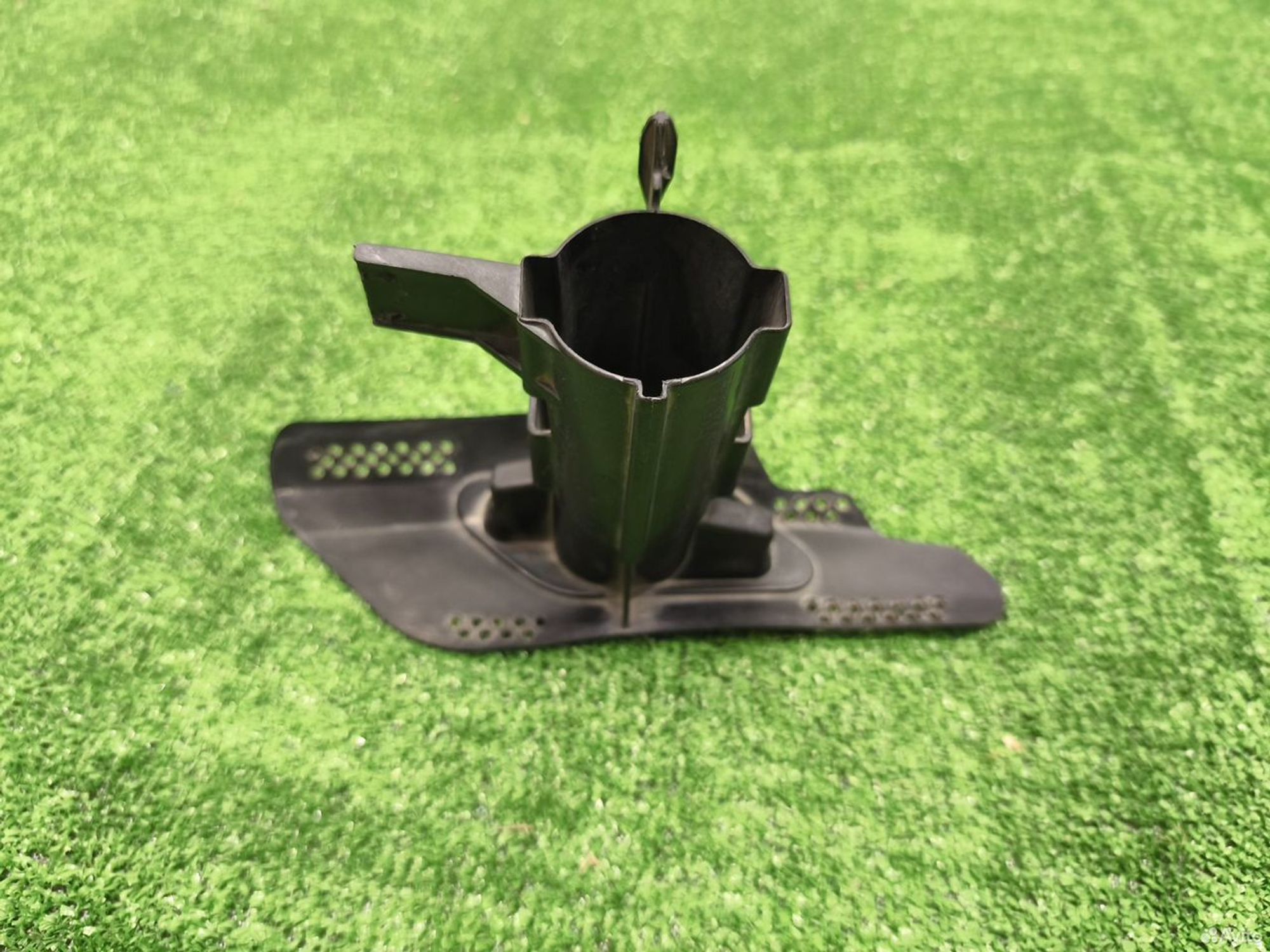 Кронштейн форсунки левый Volkswagen Jetta 6, 1200 рублей, Уфа