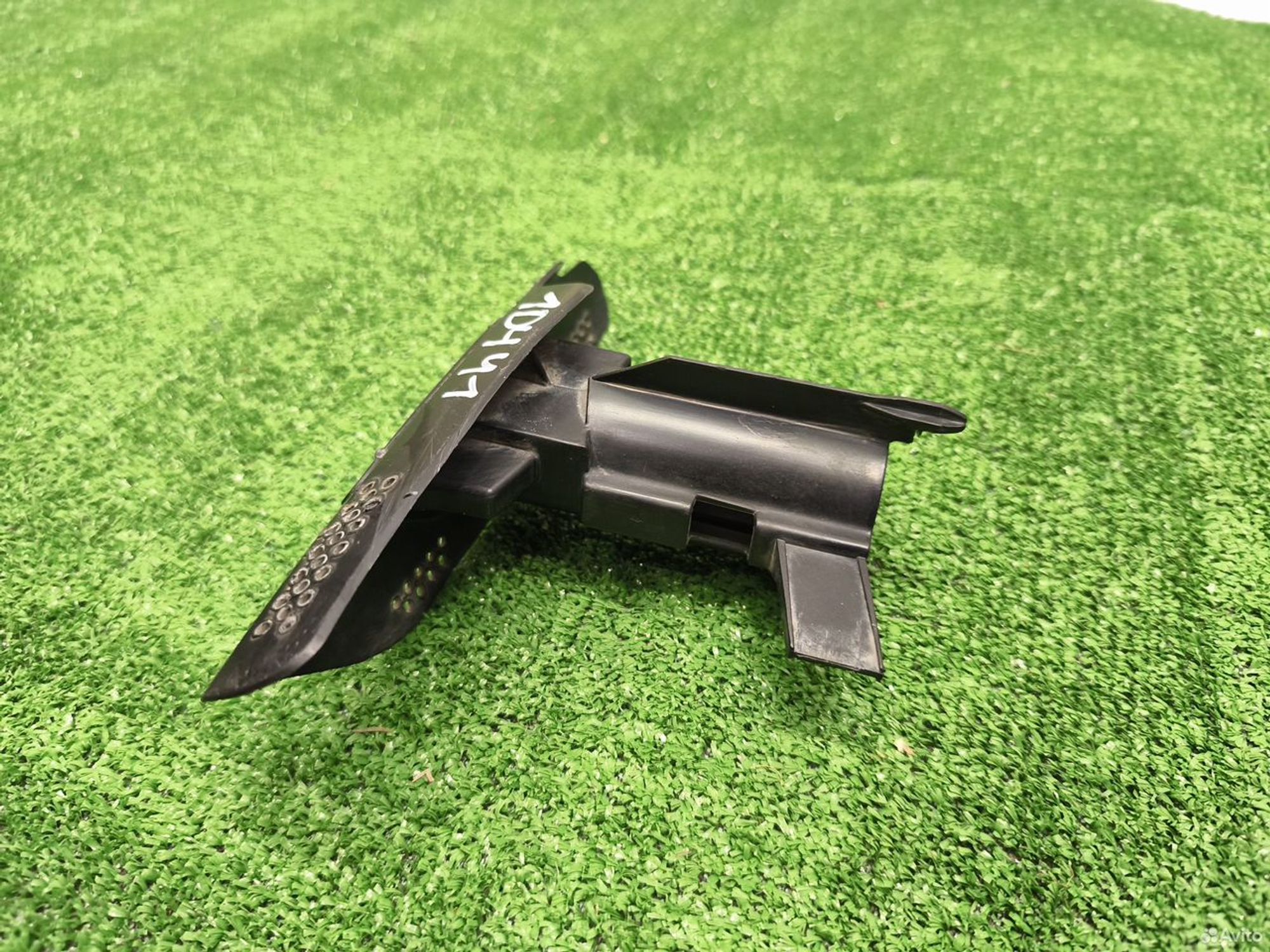 Кронштейн форсунки левый Volkswagen Jetta 6, 1200 рублей, Уфа