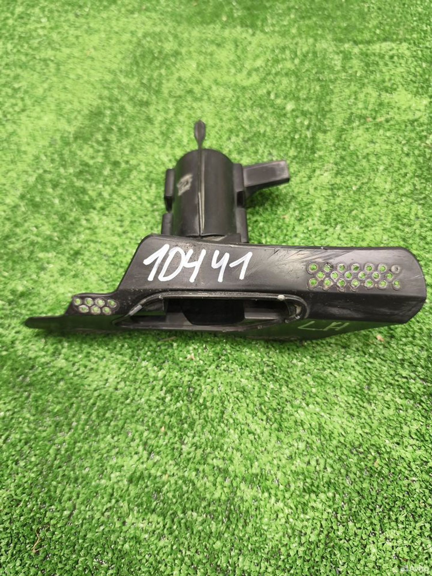 Кронштейн форсунки левый Volkswagen Jetta 6, 1200 рублей, Уфа