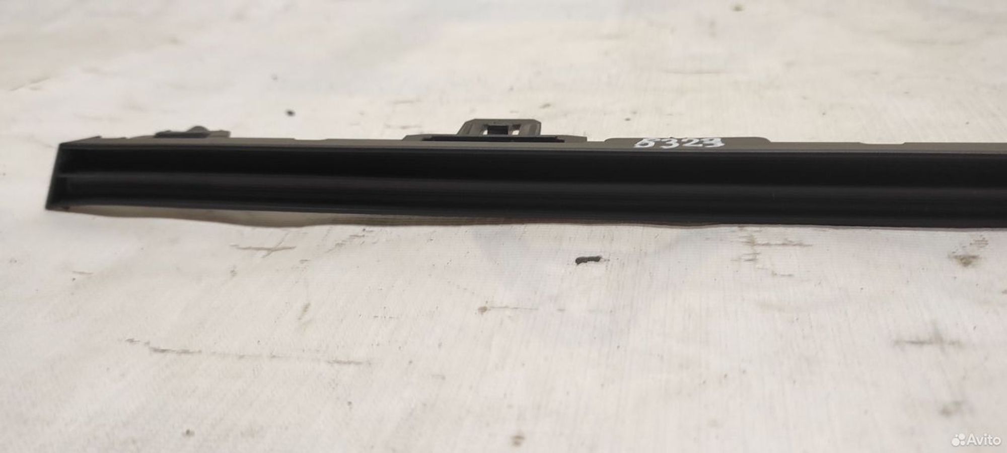 Молдинг решетки радиатора правый Toyota Rav4 XA50, 1000 рублей, Уфа