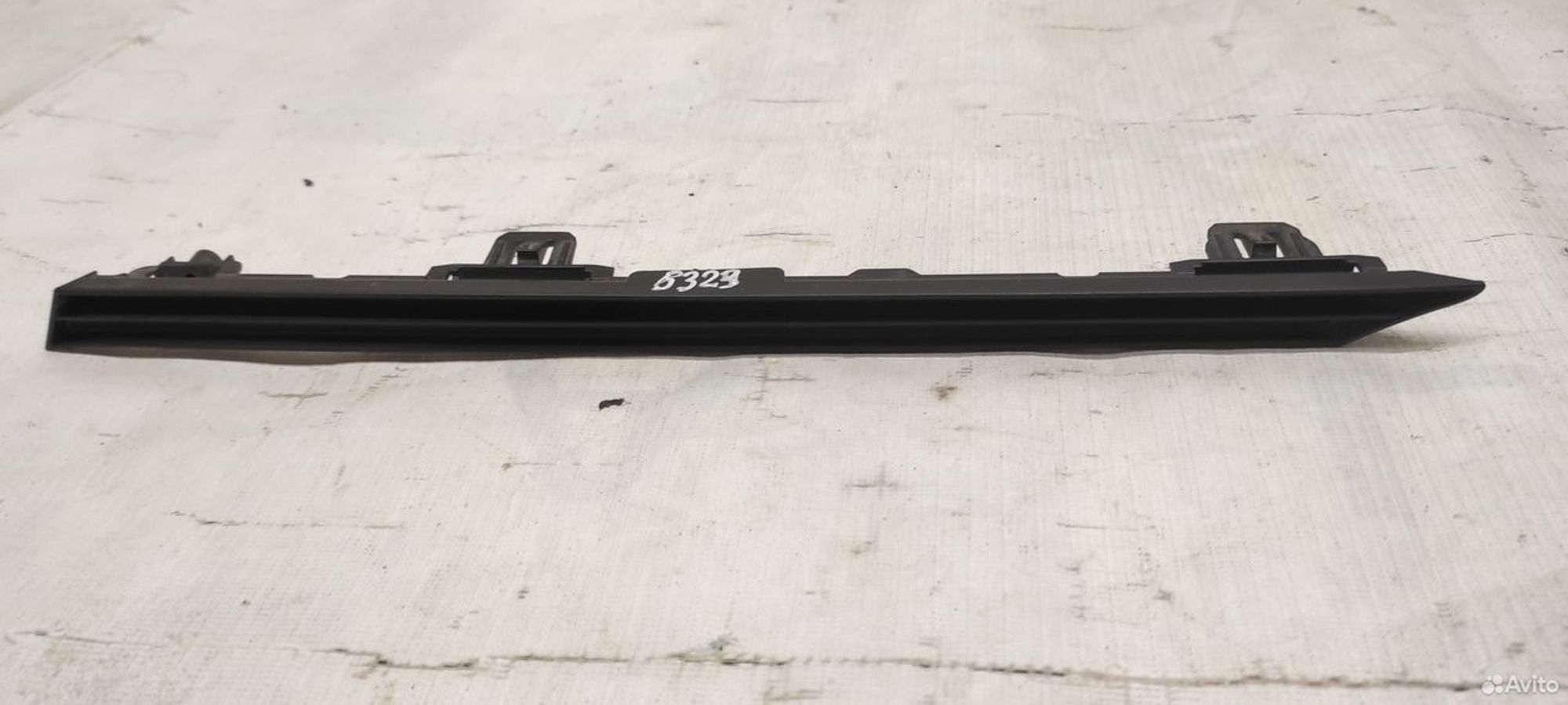 Молдинг решетки радиатора правый Toyota Rav4 XA50, 1000 рублей, Уфа