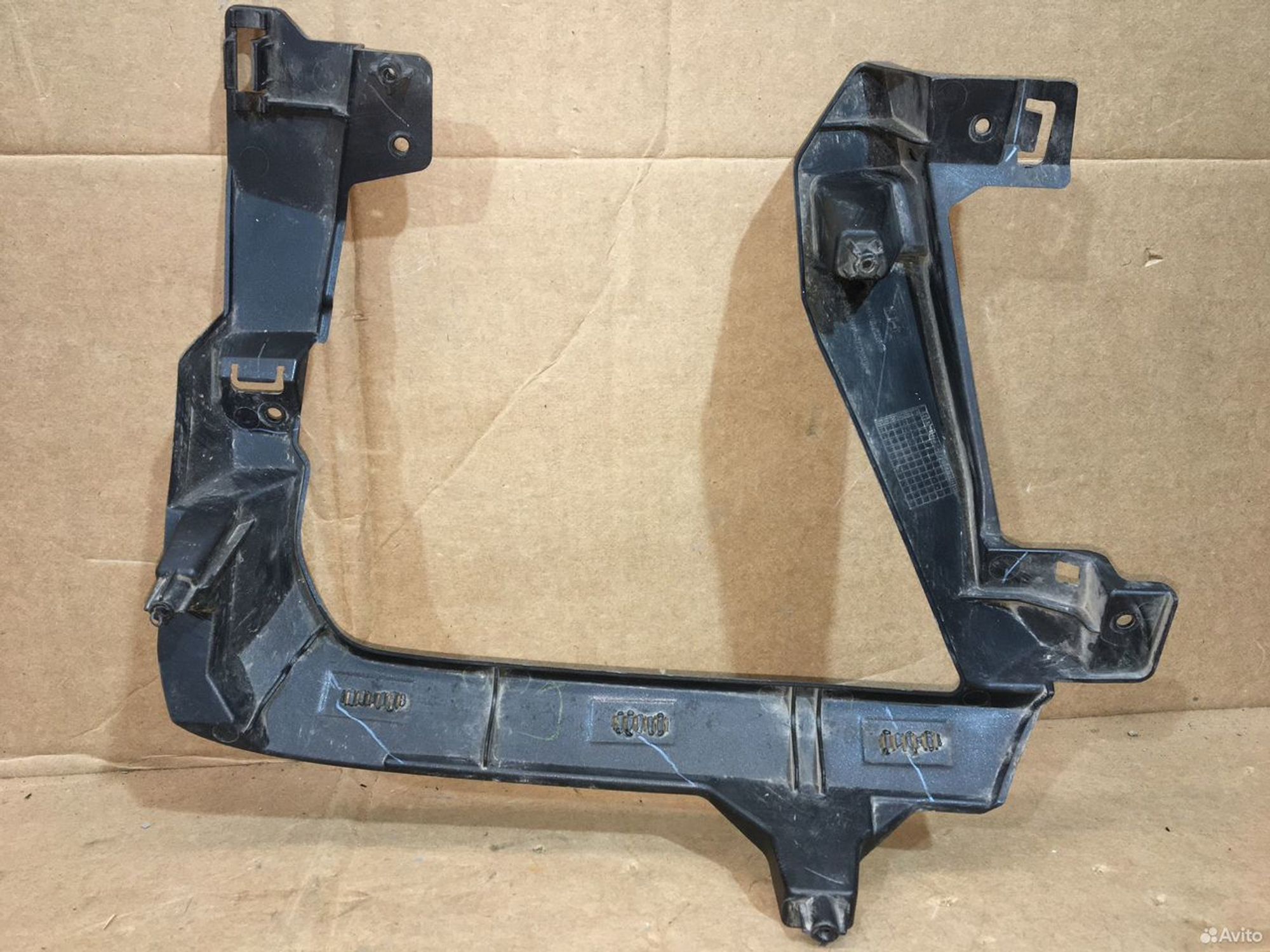 Кронштейн птф передней левой Mitsubish L200, 1000 рублей, Уфа