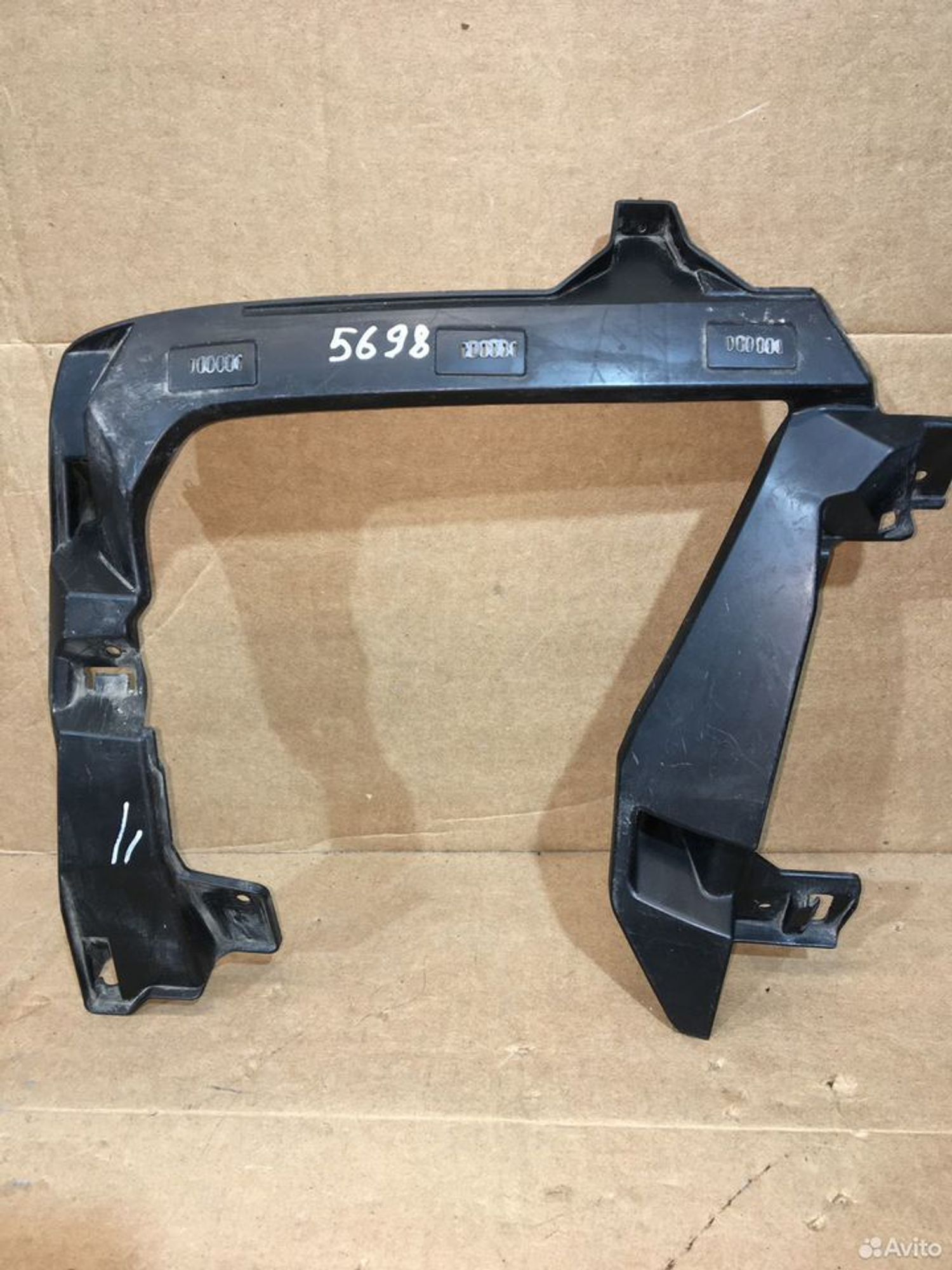 Кронштейн птф передней левой Mitsubish L200, 1000 рублей, Уфа