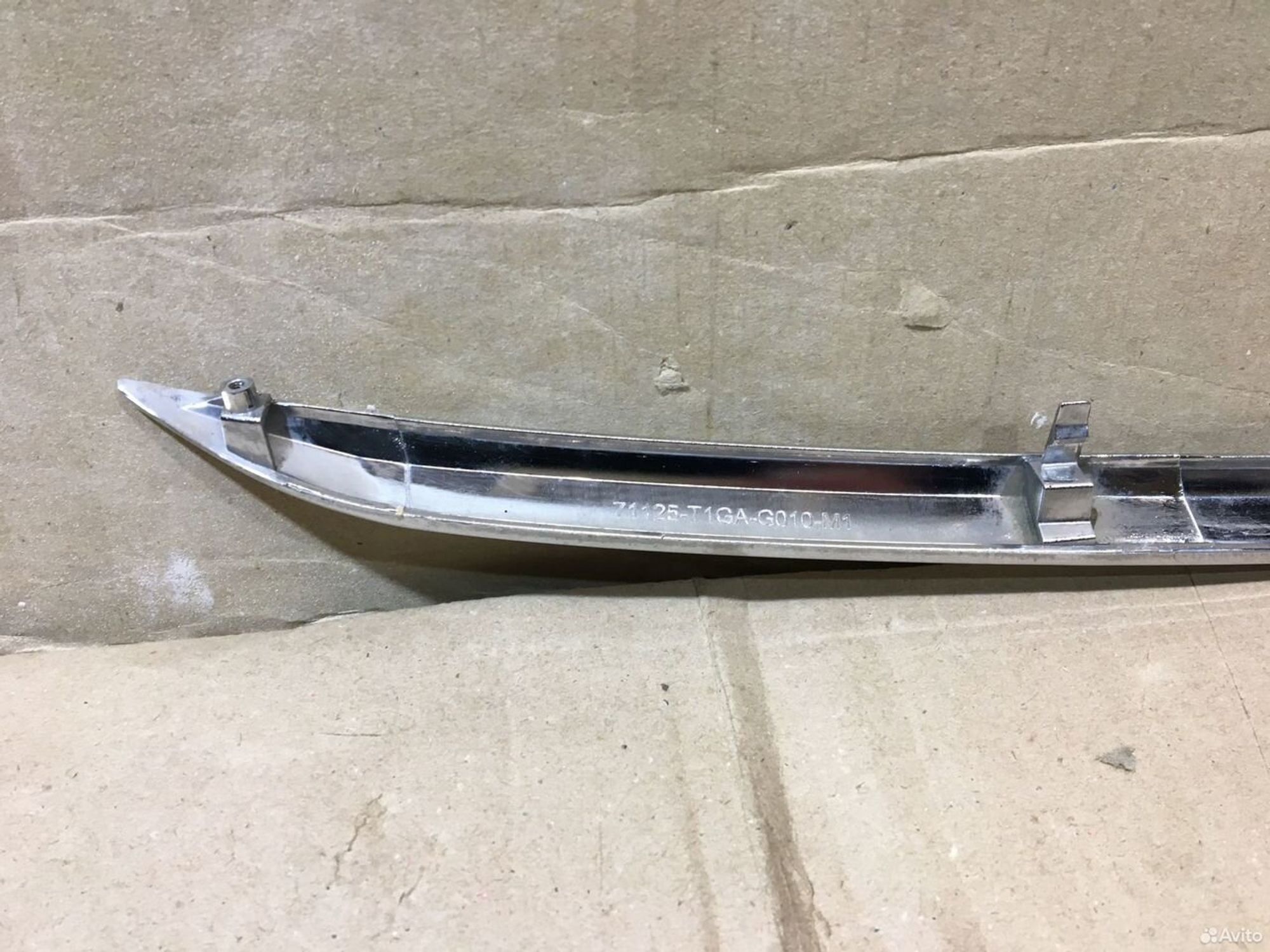 Молдинг решетки радиатора Honda CR-V 4, 2000 рублей, Уфа