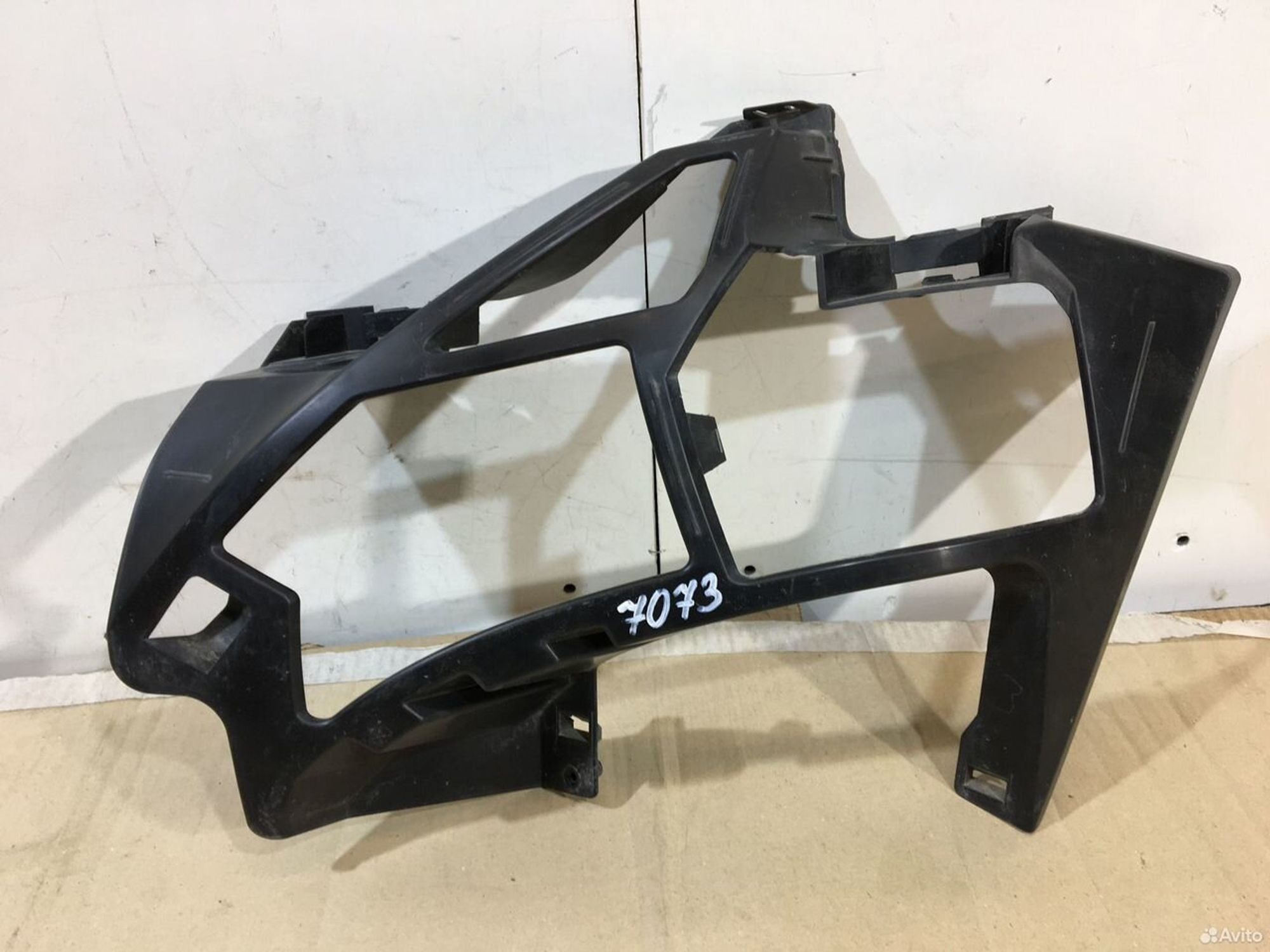 Кронштейн переднего бампера правый Peugeot 3008, 1500 рублей, Уфа