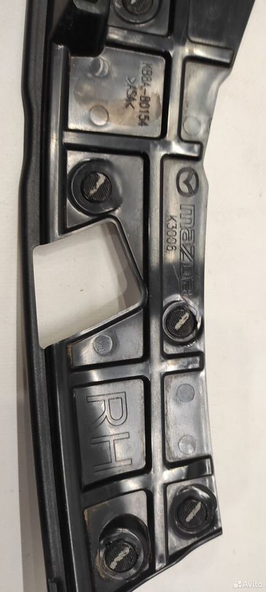 Кронштейн накладки двери багажника Mazda CX-5 2017, 1000 рублей, Уфа