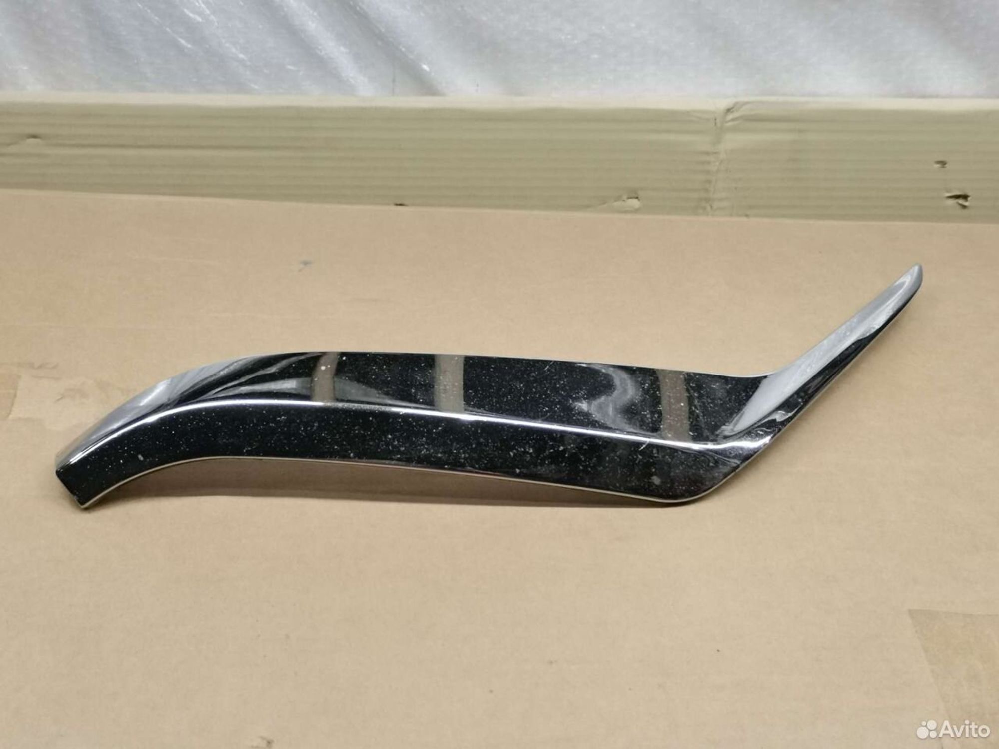 Молдинг переднего бампера для Toyota 52712D8010, 2500 рублей, Уфа