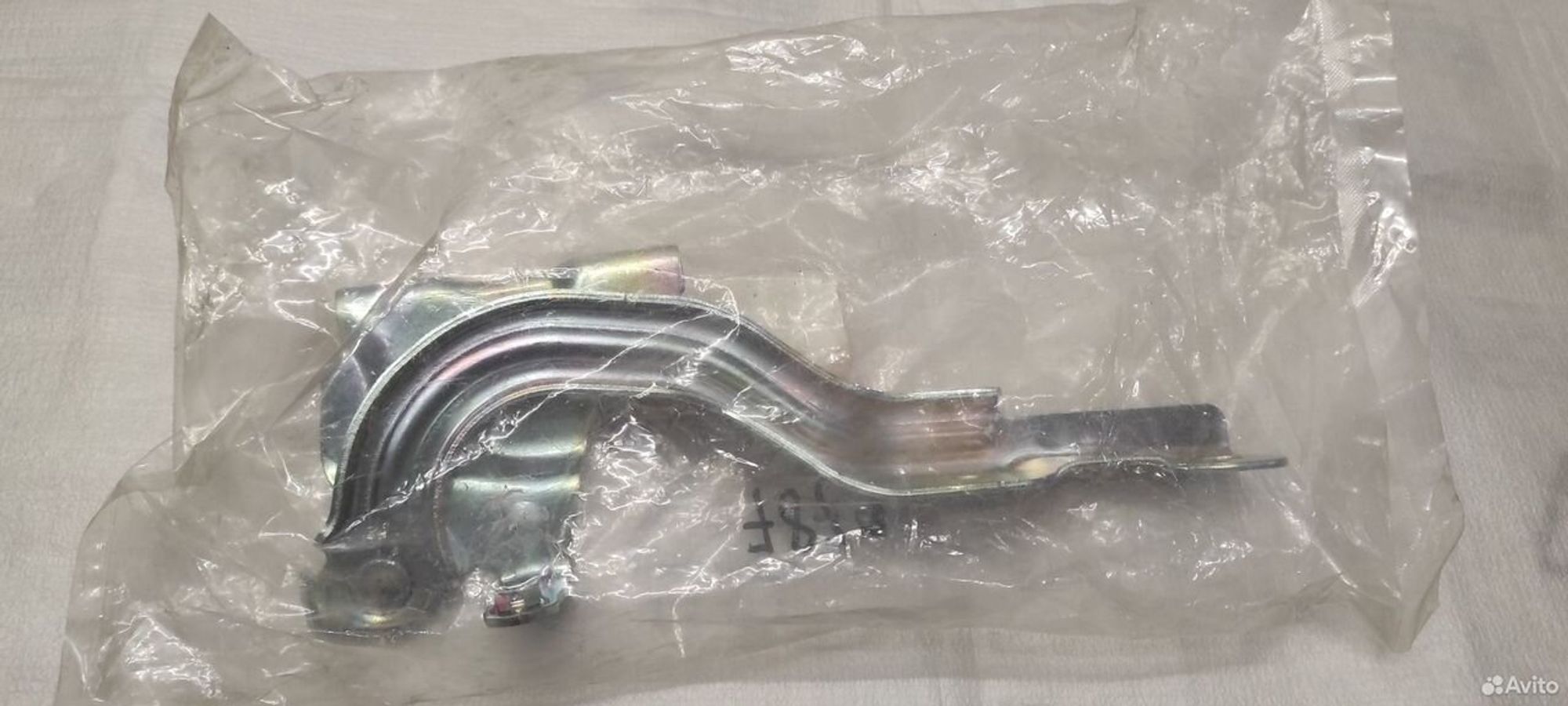 Петли капота правая Kia Rio 3 нов.оригинал, 1800 рублей, Уфа