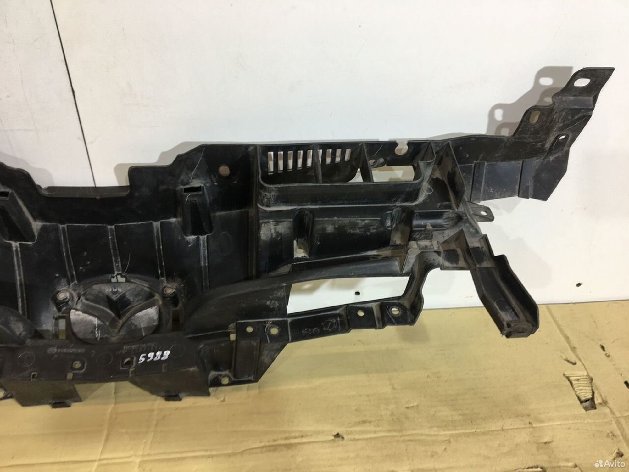 Кронштейн решетки радиатора Mazda 3 BL, 2000 рублей, Уфа