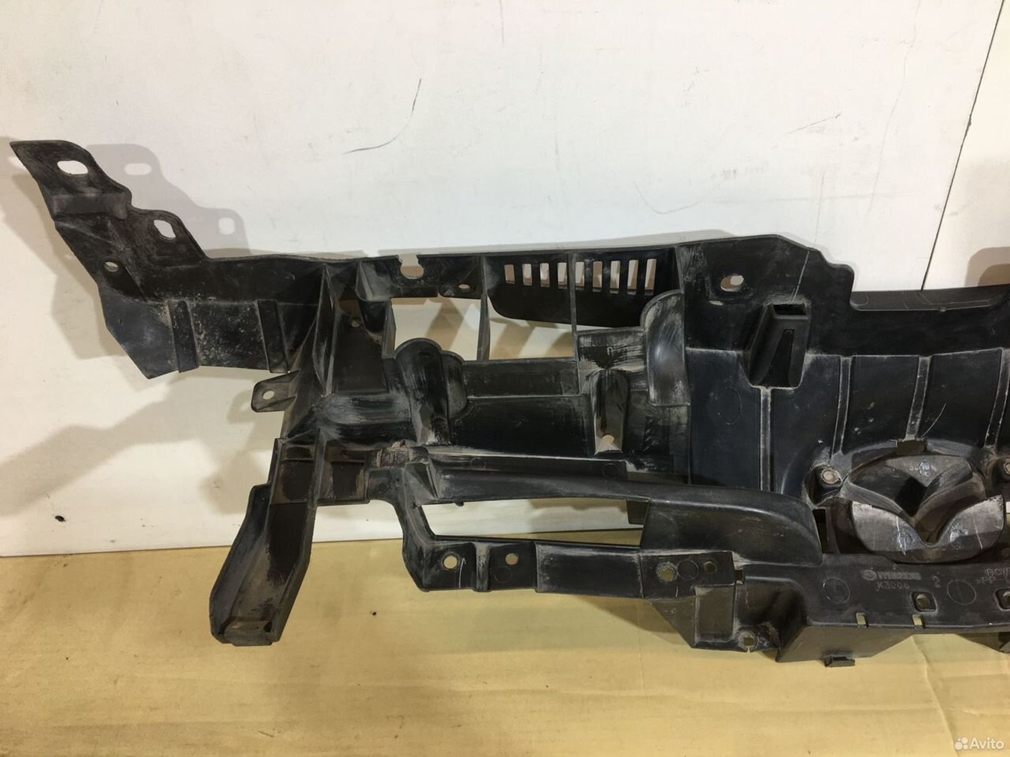 Кронштейн решетки радиатора Mazda 3 BL, 2000 рублей, Уфа