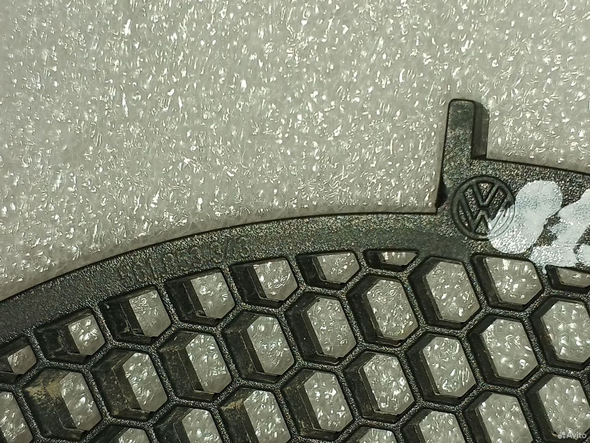 Вставка в решетку радиатора Volkswagen Tiguan 1, 1030 рублей, Уфа