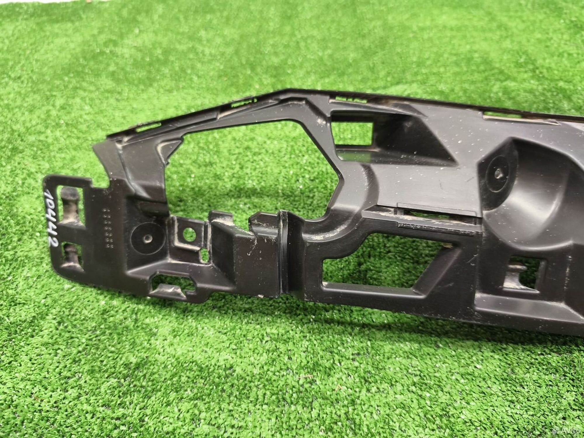 Кронштейн переднего бампера прав Skoda Superb 3, 2900 рублей, Уфа