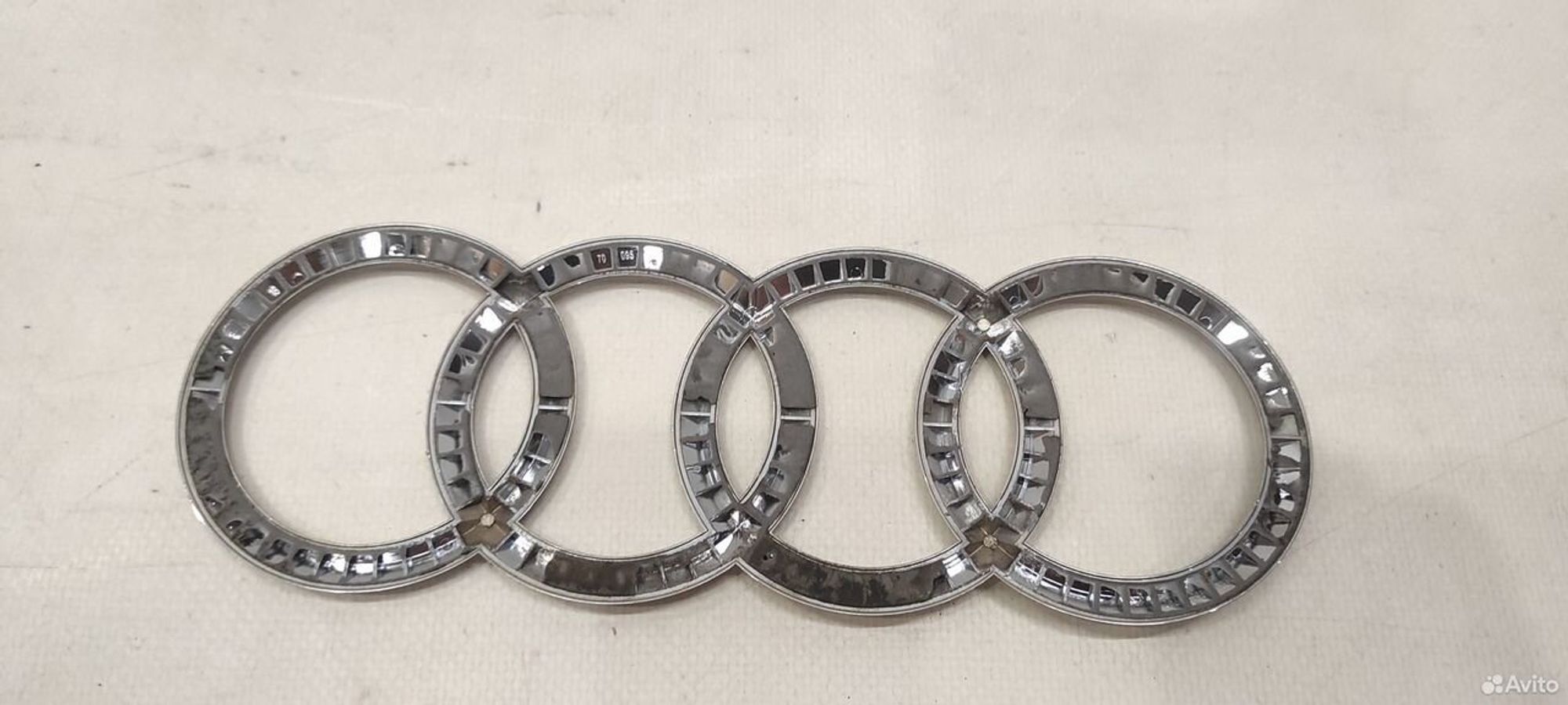 Эмблема крышки багажника Audi Q7 4M 2015, 2000 рублей, Уфа