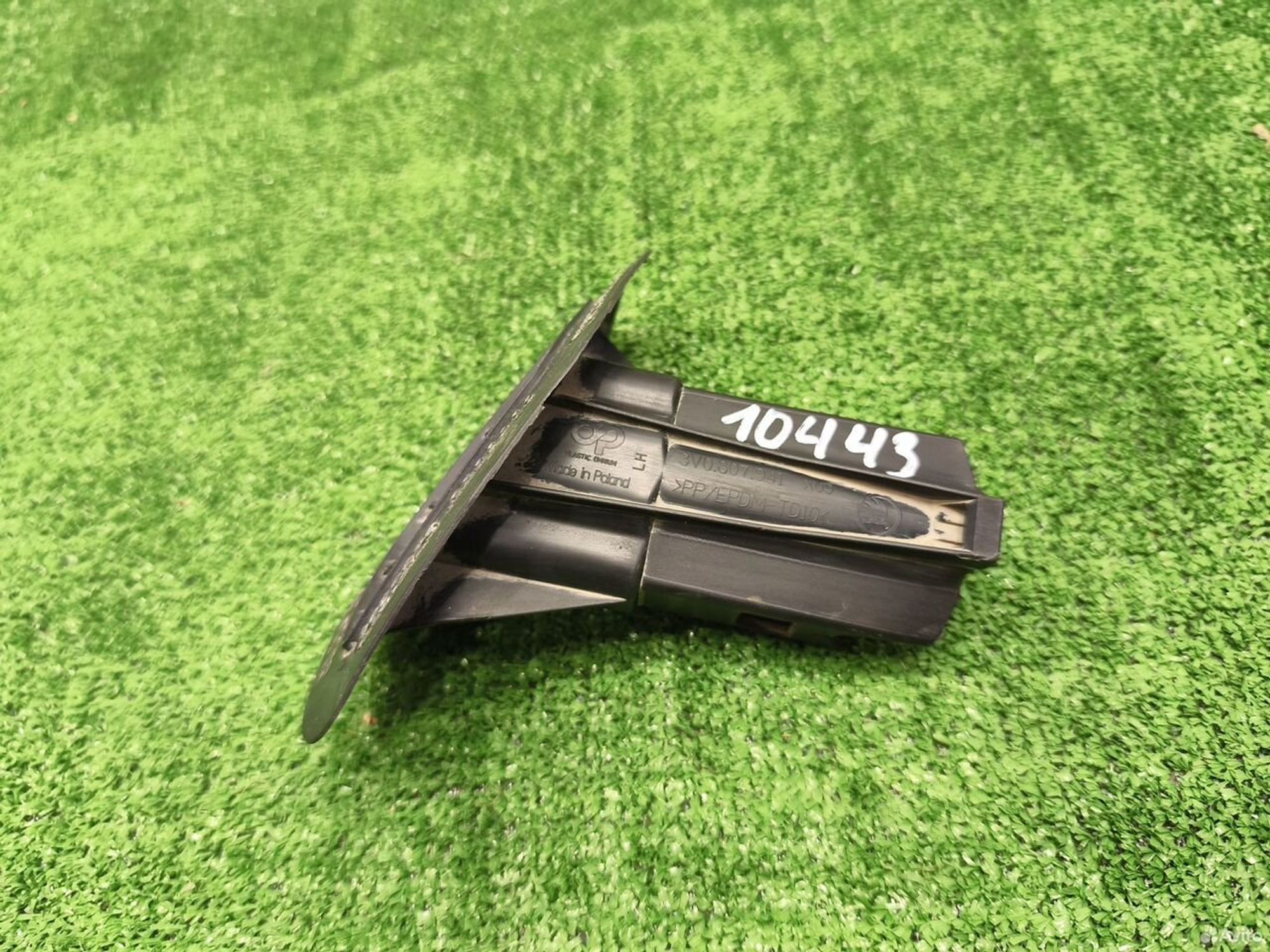 Кронштейн форсунки левый Skoda Superb 3, 1250 рублей, Уфа