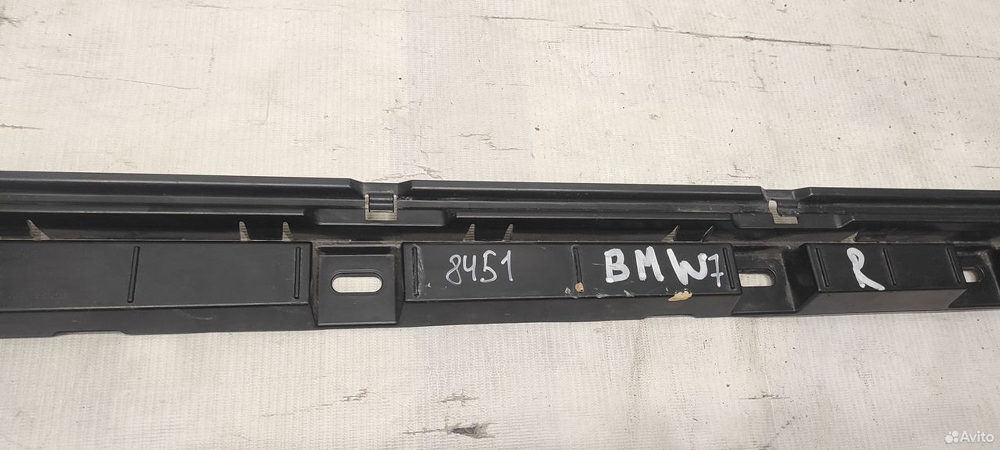 Кронштейн накладки порога прав Bmw 7 F01 2008-2015, 1000 рублей, Уфа