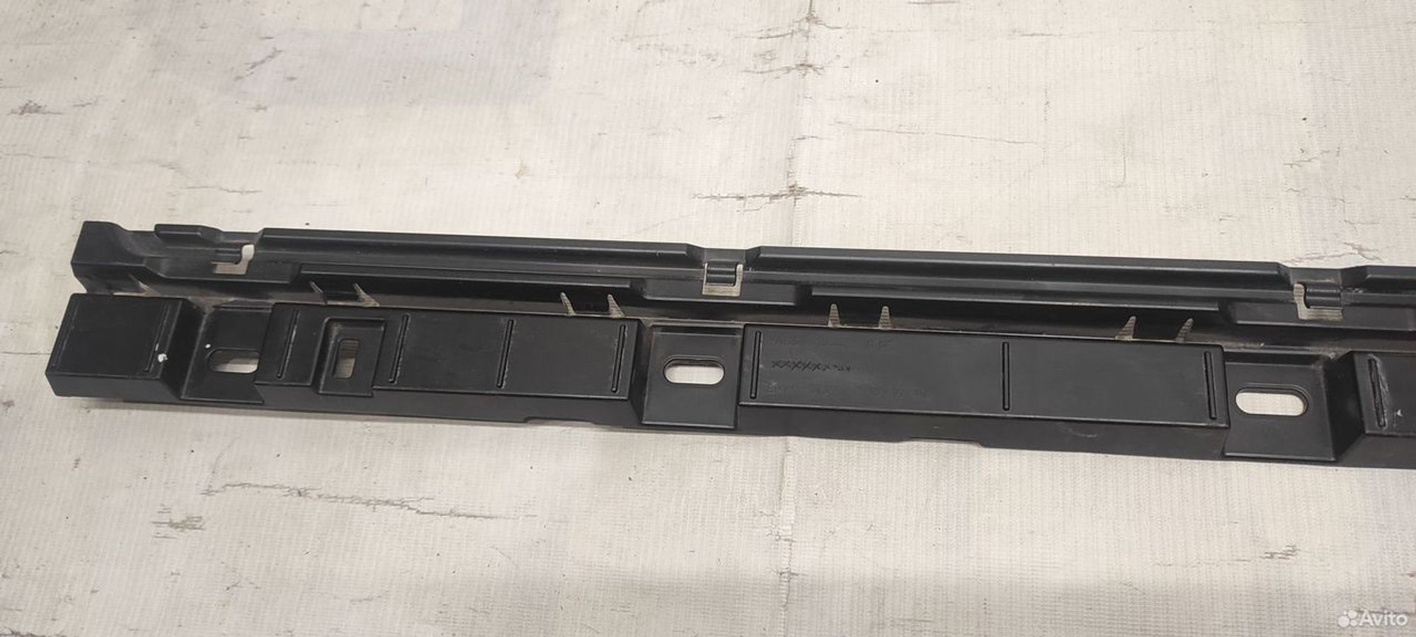 Кронштейн накладки порога прав Bmw 7 F01 2008-2015, 1000 рублей, Уфа