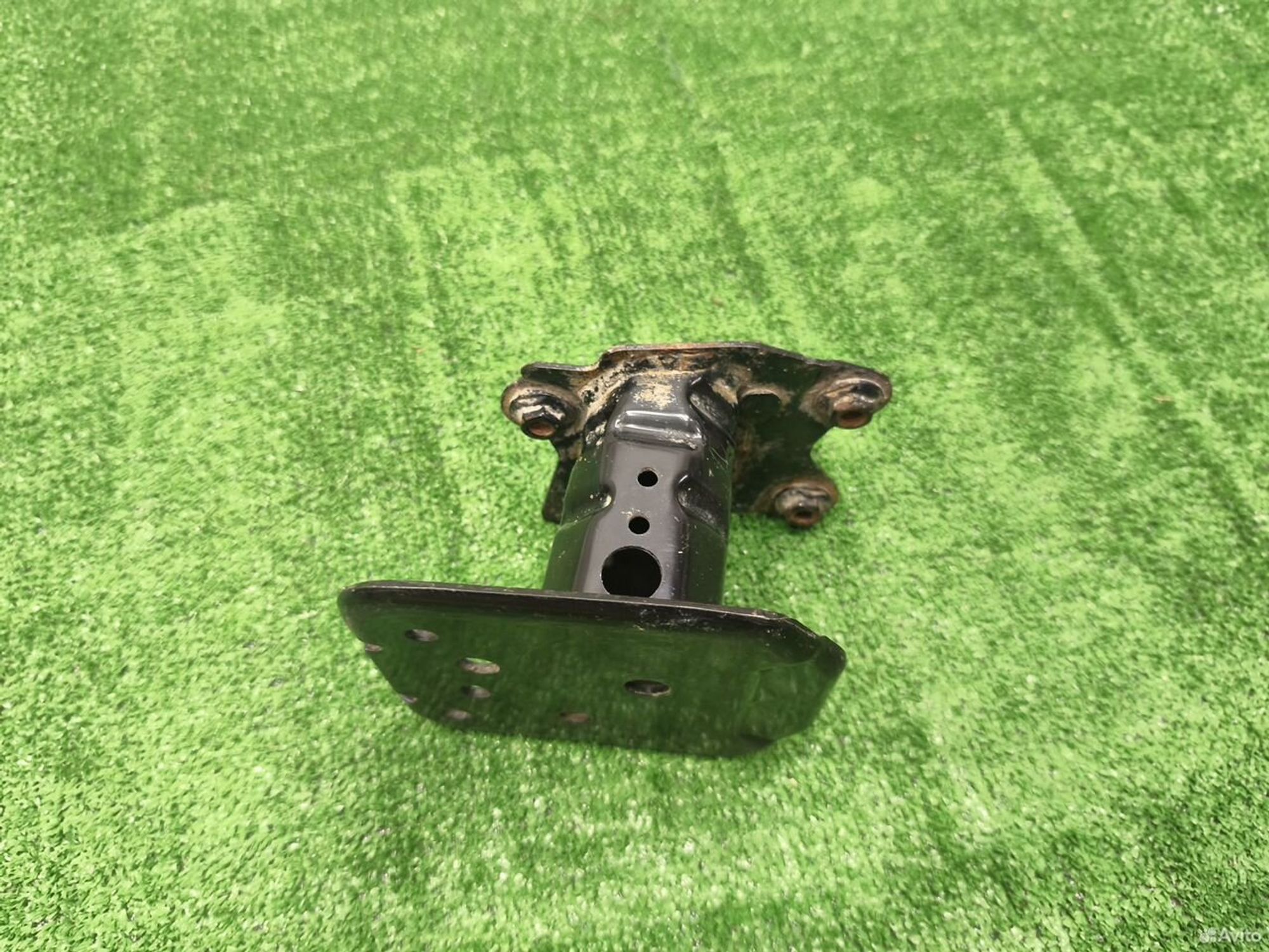 Кронштейн заднего усилителя правый Toyota RAV 4, 2500 рублей, Уфа