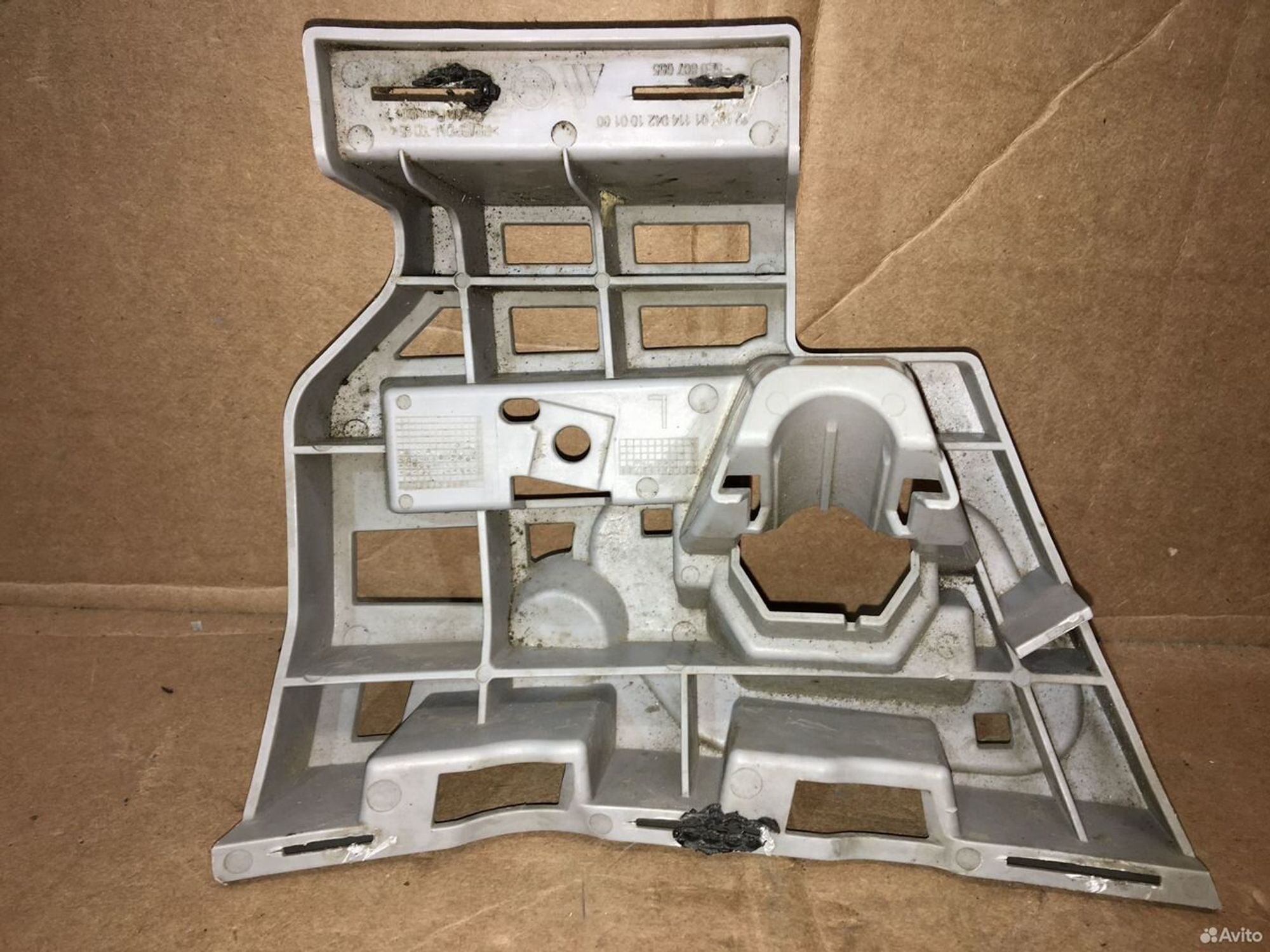 Кронштейн форсунки левый Skoda Octavia А7, 500 рублей, Уфа