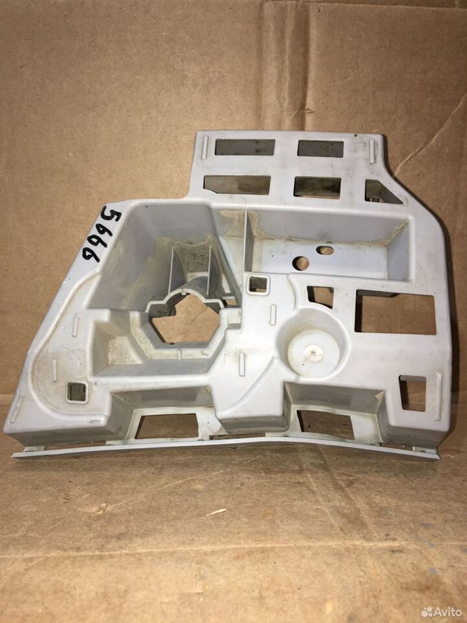 Кронштейн форсунки левый Skoda Octavia А7, 500 рублей, Уфа