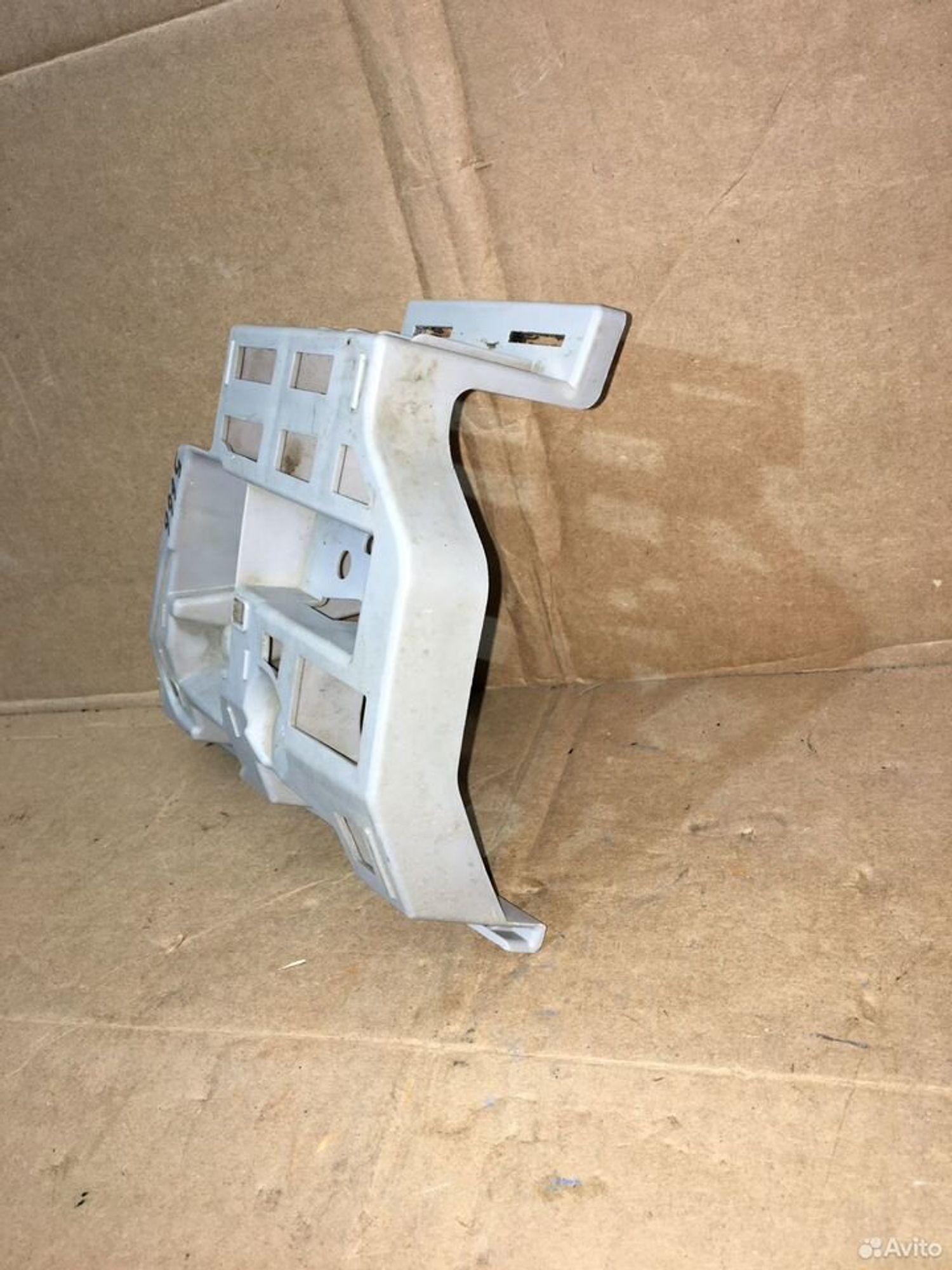 Кронштейн форсунки левый Skoda Octavia А7, 500 рублей, Уфа