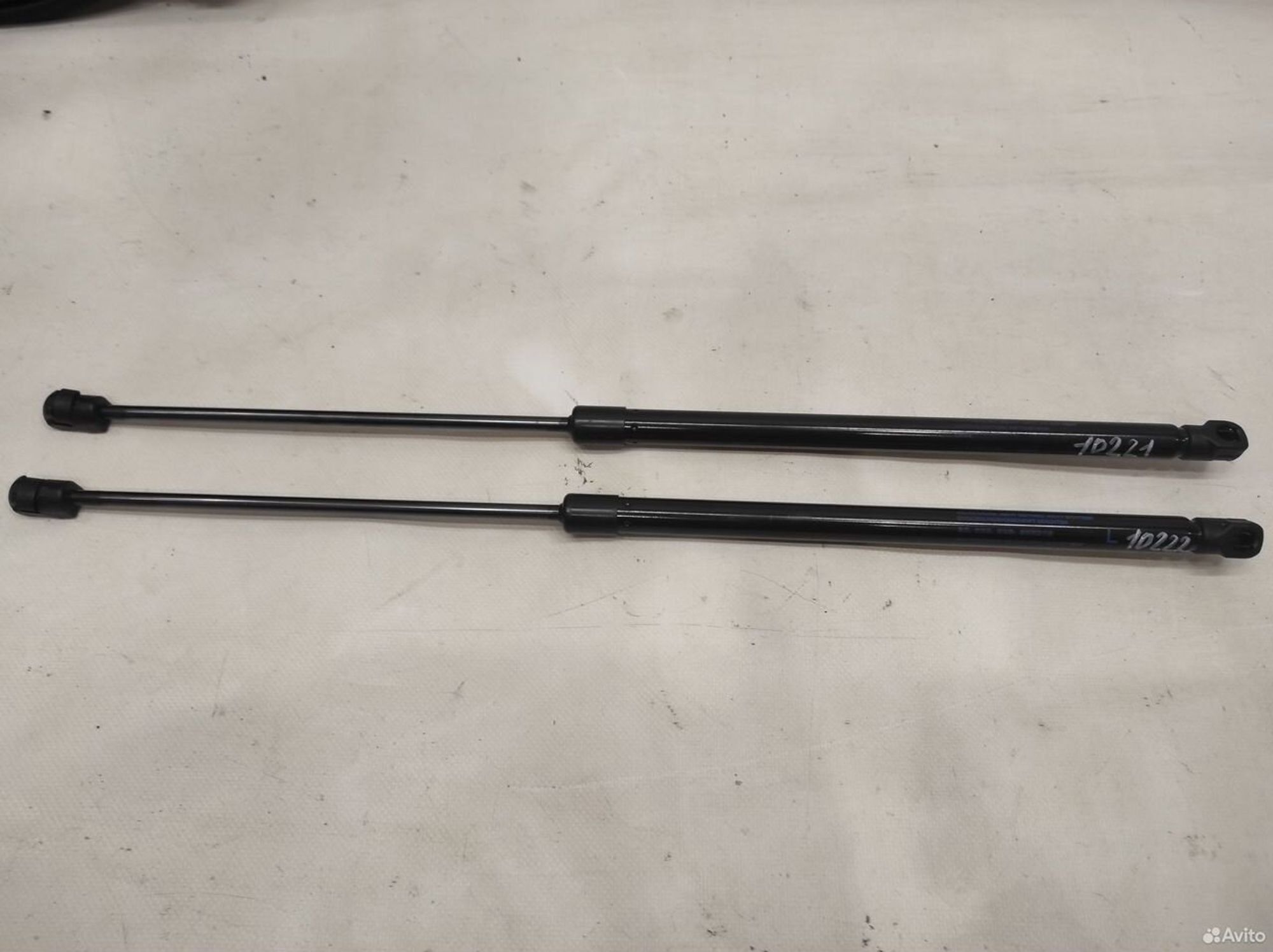 Амортизатор двери багажника задний правый Haval F7, 850 рублей, Уфа