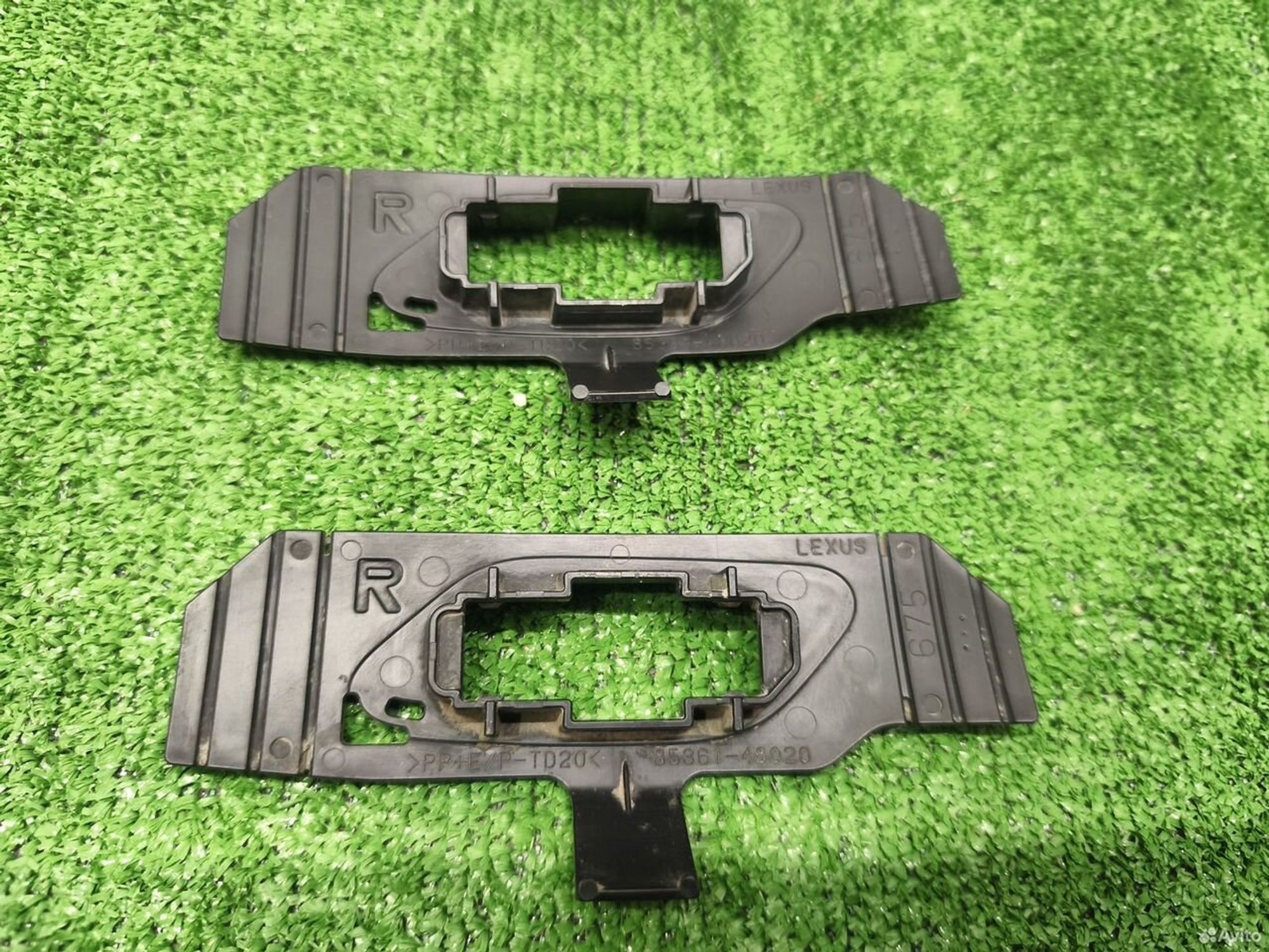 Кронштейн форсунки омывателя правый Lexus RX 2015, 1000 рублей, Уфа