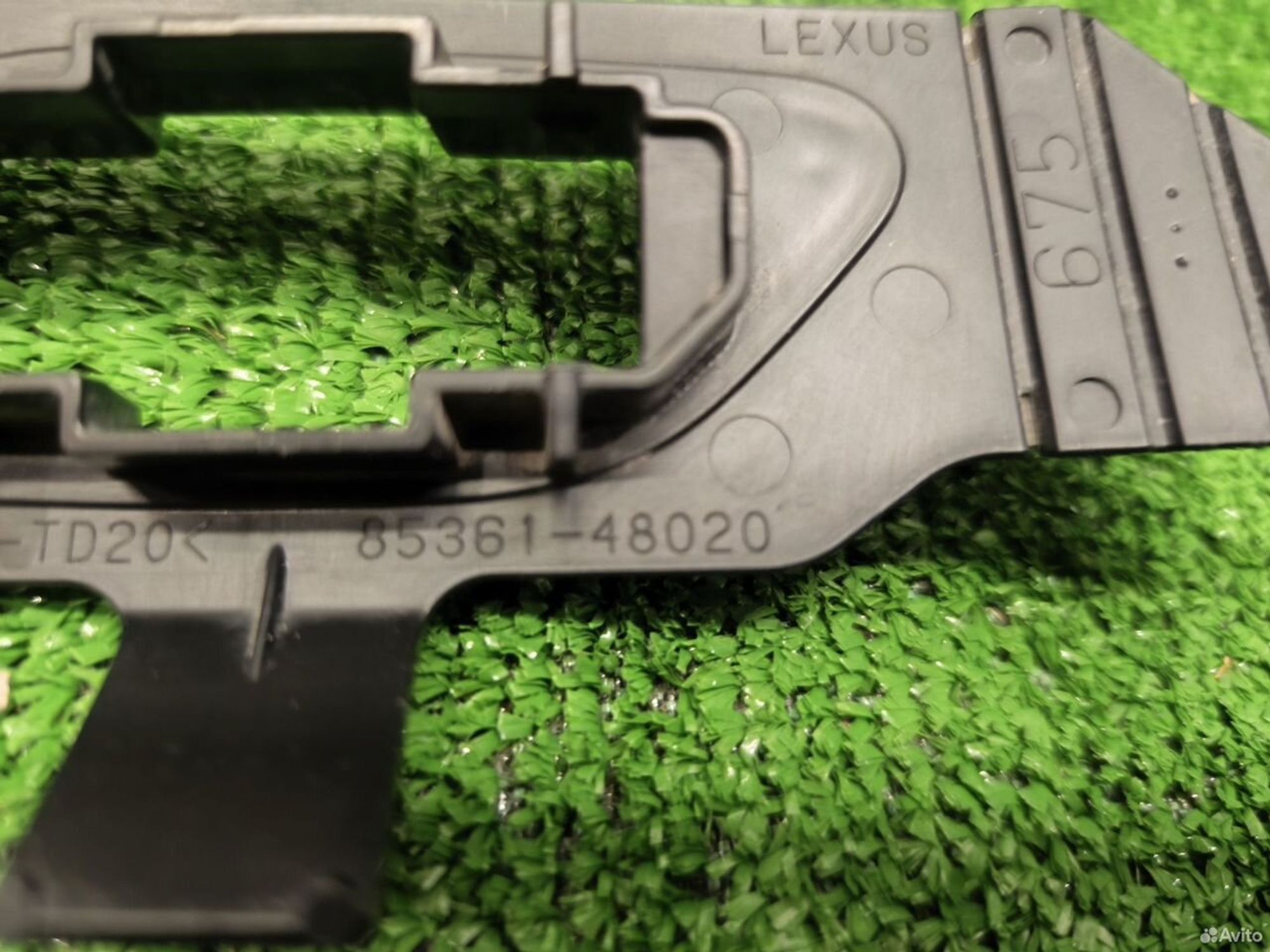 Кронштейн форсунки омывателя правый Lexus RX 2015, 1000 рублей, Уфа