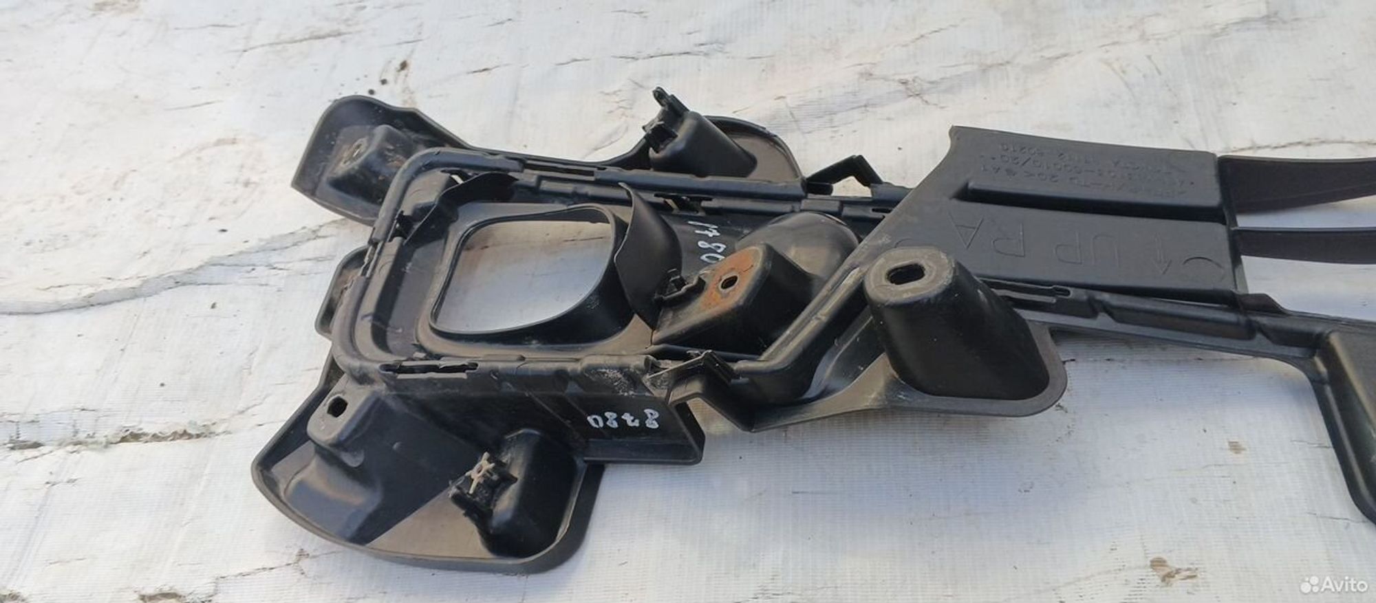 Решетка переднего бампера Toyota Land Cruiser 200, 2577 рублей, Уфа