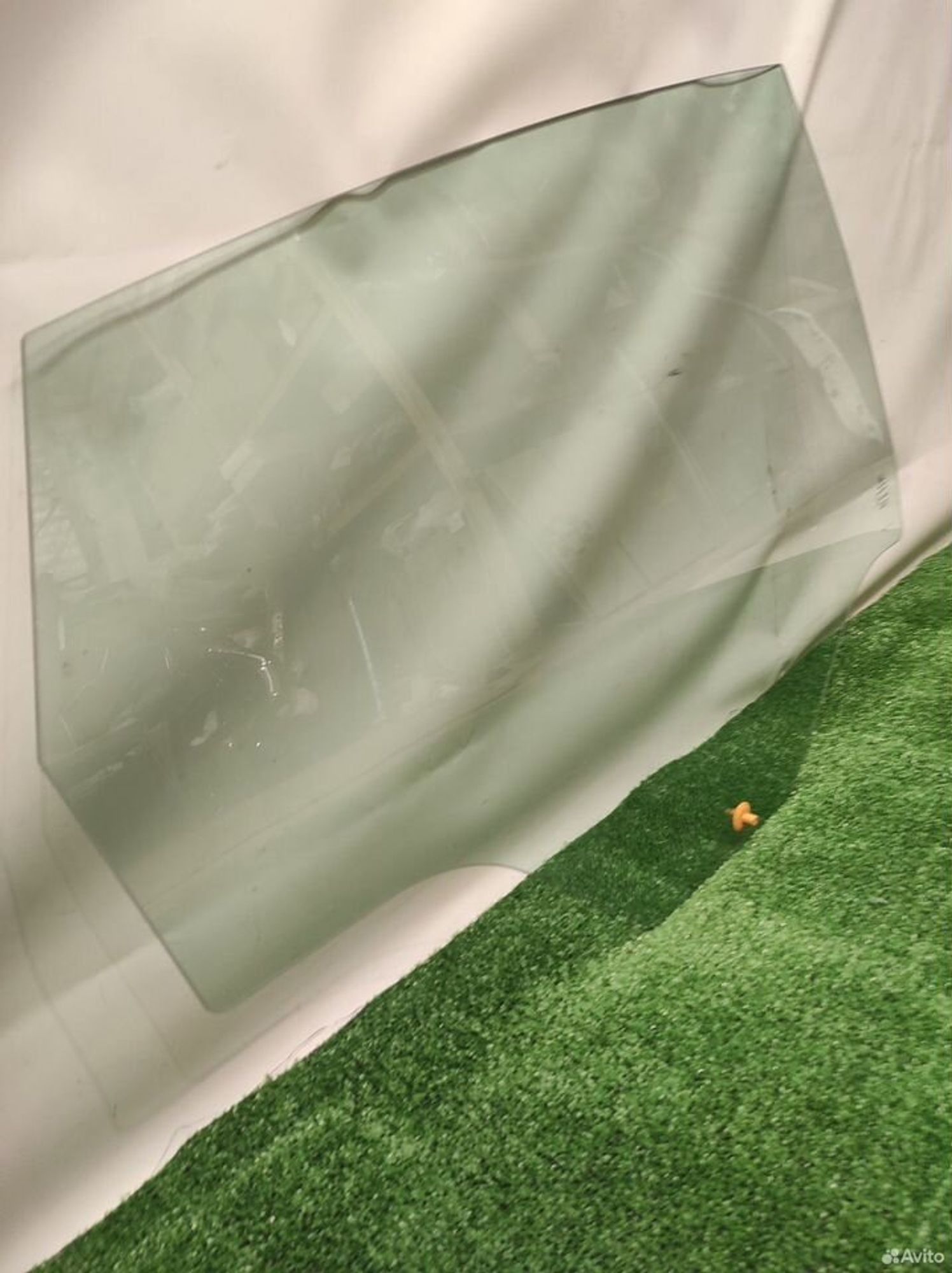 Стекло задней левой двери Ford Fiesta 2015, 3700 рублей, Уфа