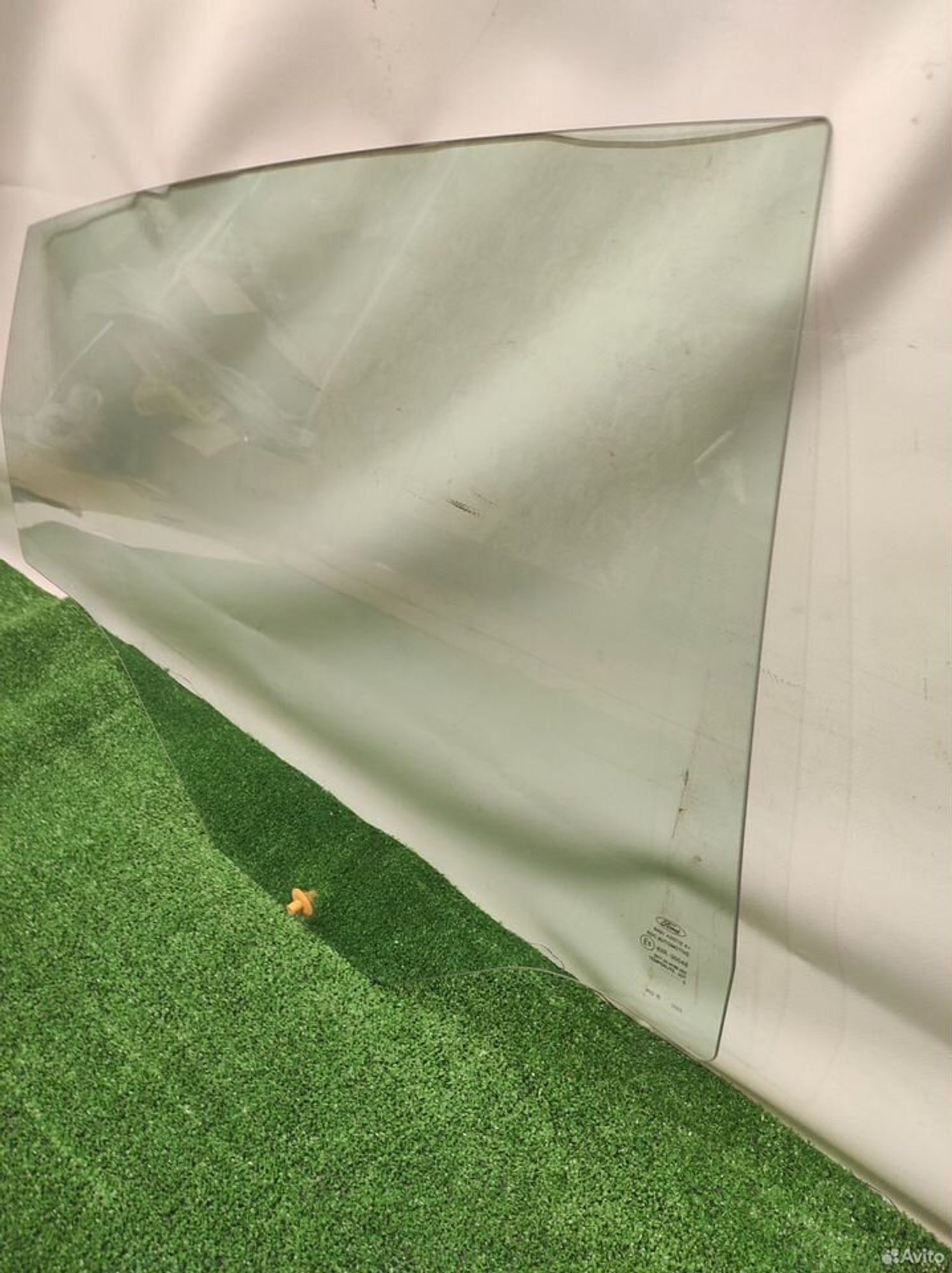 Стекло задней левой двери Ford Fiesta 2015, 3700 рублей, Уфа