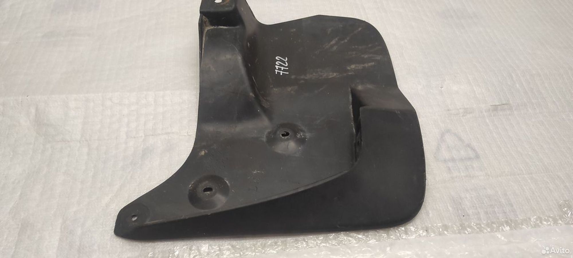 Брызговик передний левый Lexus LX 570, 1500 рублей, Уфа