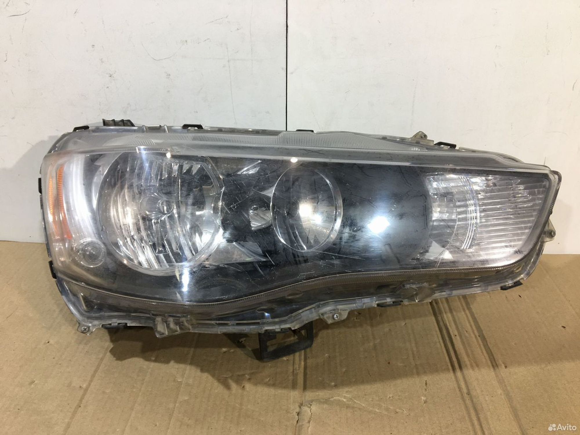 Фара правая Mitsubishi Outlander XL 2010-2012, 17200 рублей, Уфа