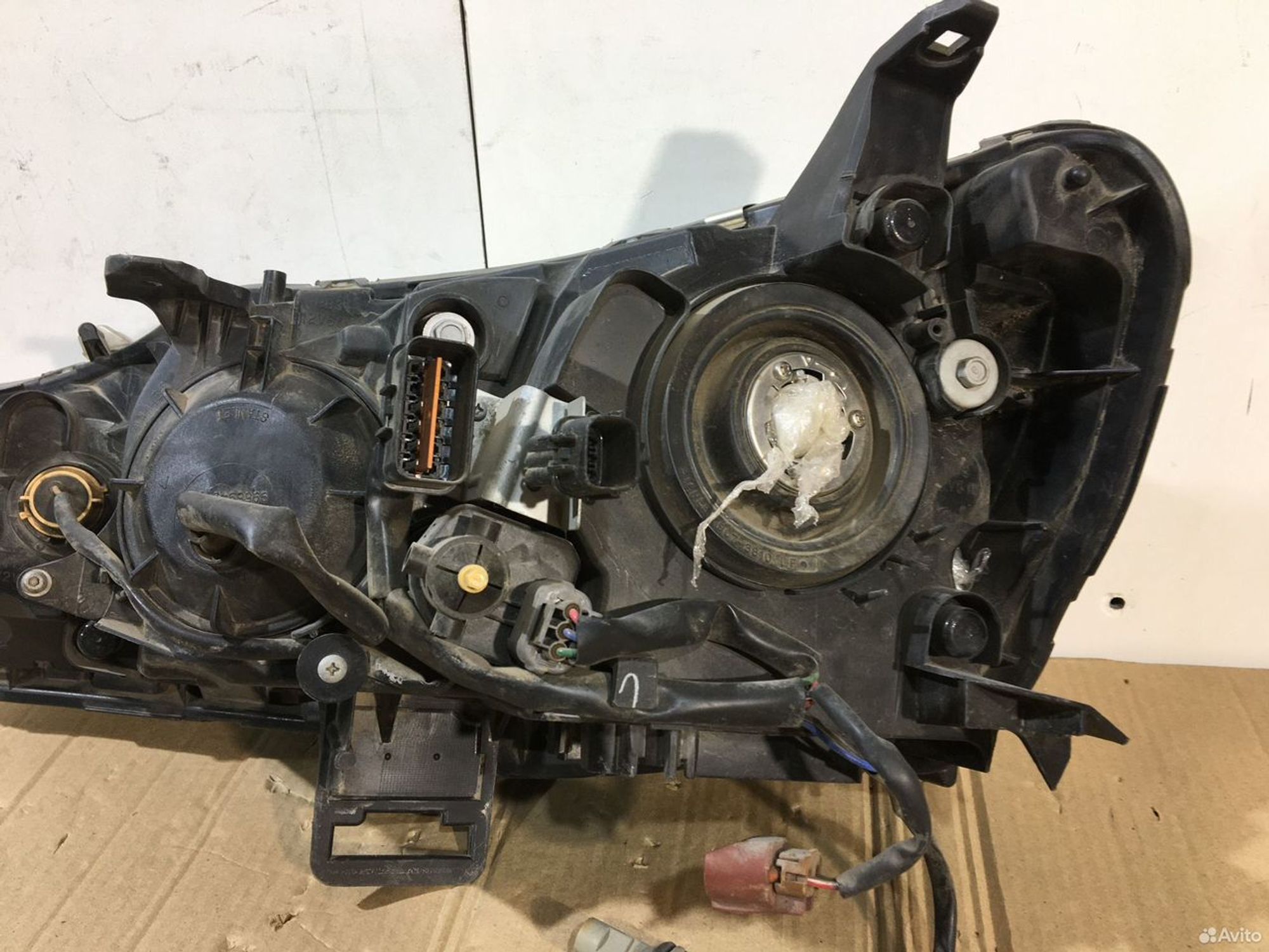 Фара правая Mitsubishi Outlander XL 2010-2012, 17200 рублей, Уфа