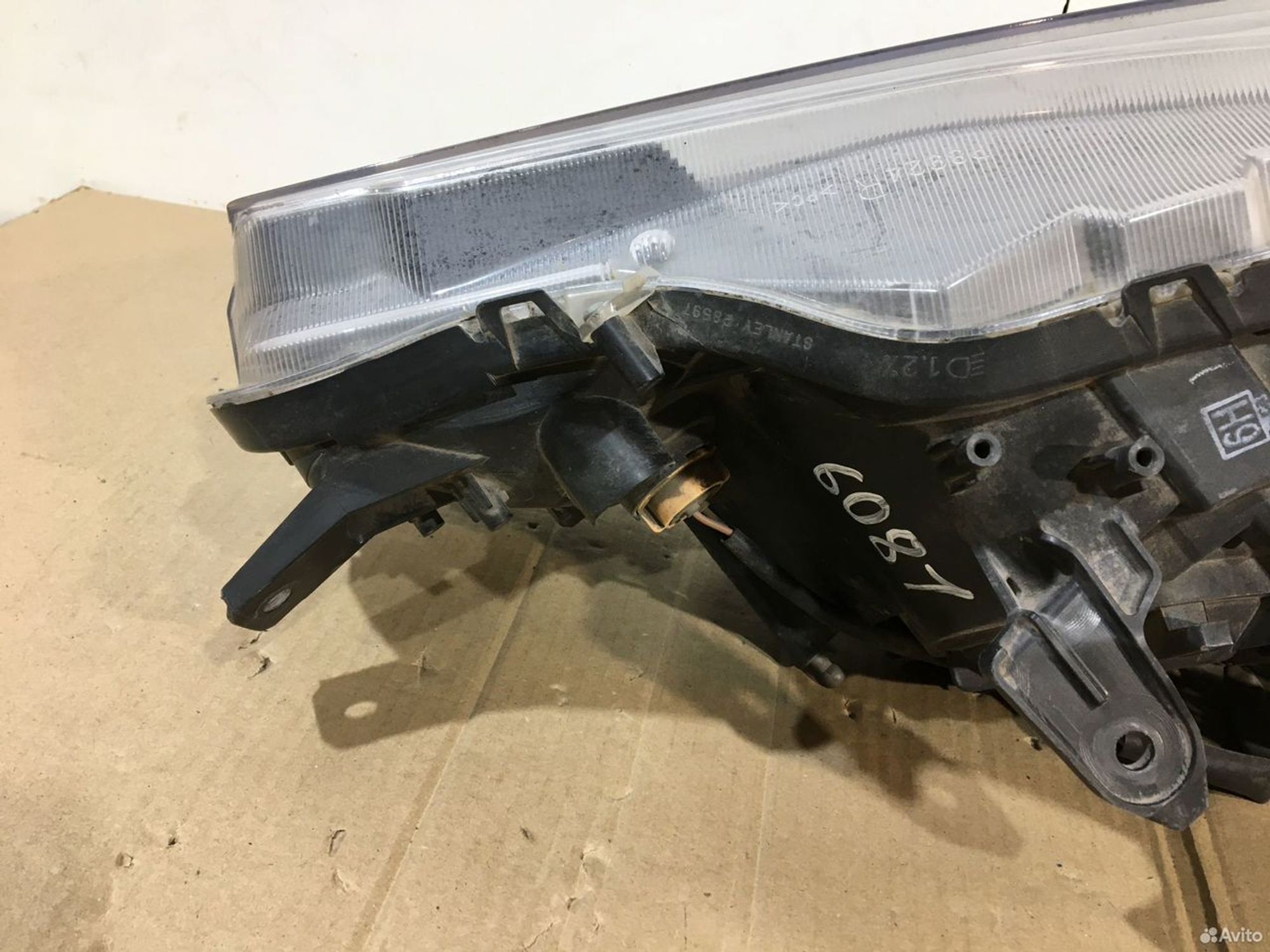 Фара правая Mitsubishi Outlander XL 2010-2012, 17200 рублей, Уфа