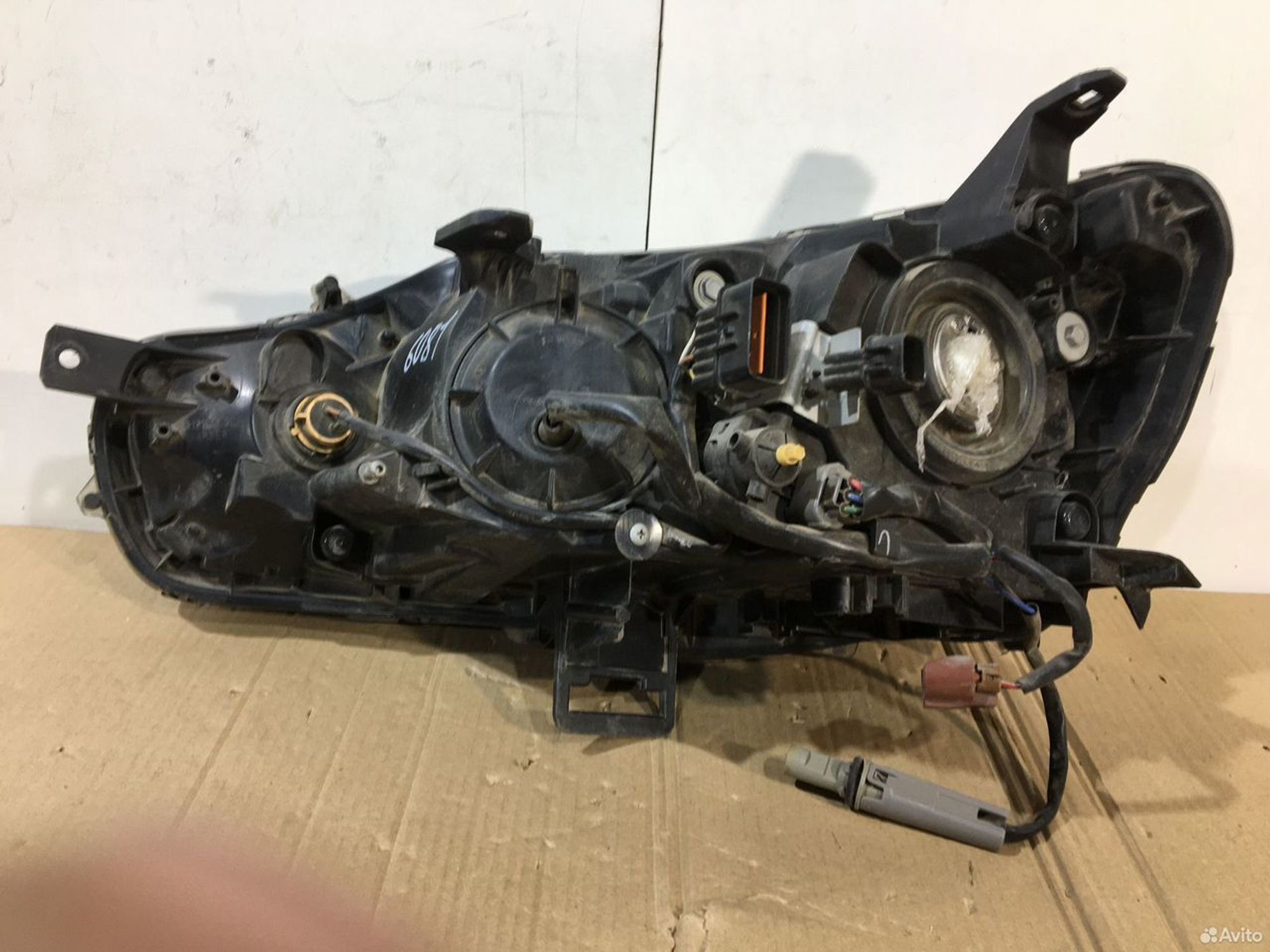 Фара правая Mitsubishi Outlander XL 2010-2012, 17200 рублей, Уфа