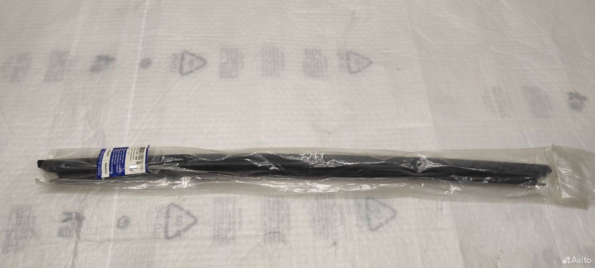 Уплотнитель задний правый Renault Logan 1, 1500 рублей, Уфа