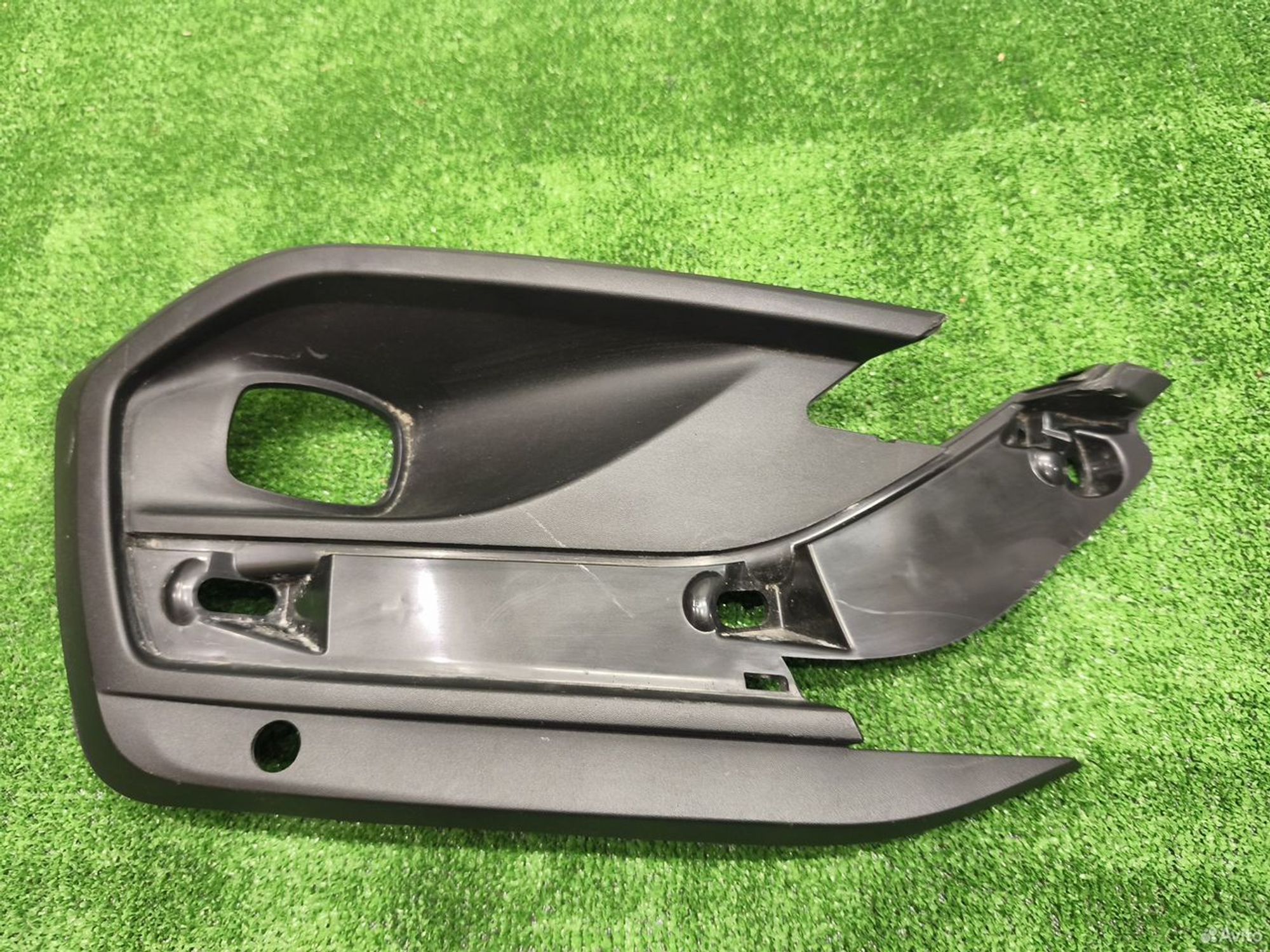 Рамка противотуманной фары правая LADA Vesta NG, 500 рублей, Уфа