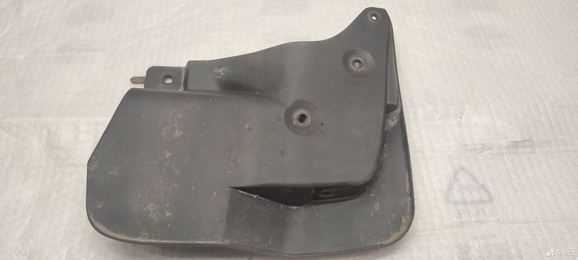 Брызговик передний левый Toyota Land Cruiser 200, 1500 рублей, Уфа