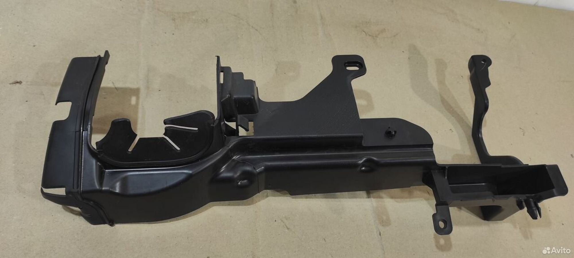 Дефлектор радиатора передний левый Volvo XC60, 5000 рублей, Уфа